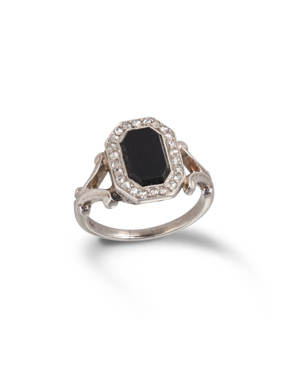 Vintage Onyx And Rose Cut Diamond Ring