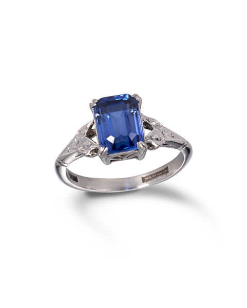 Australian Sapphire Ring, William Drummond and Co.  Melbourne