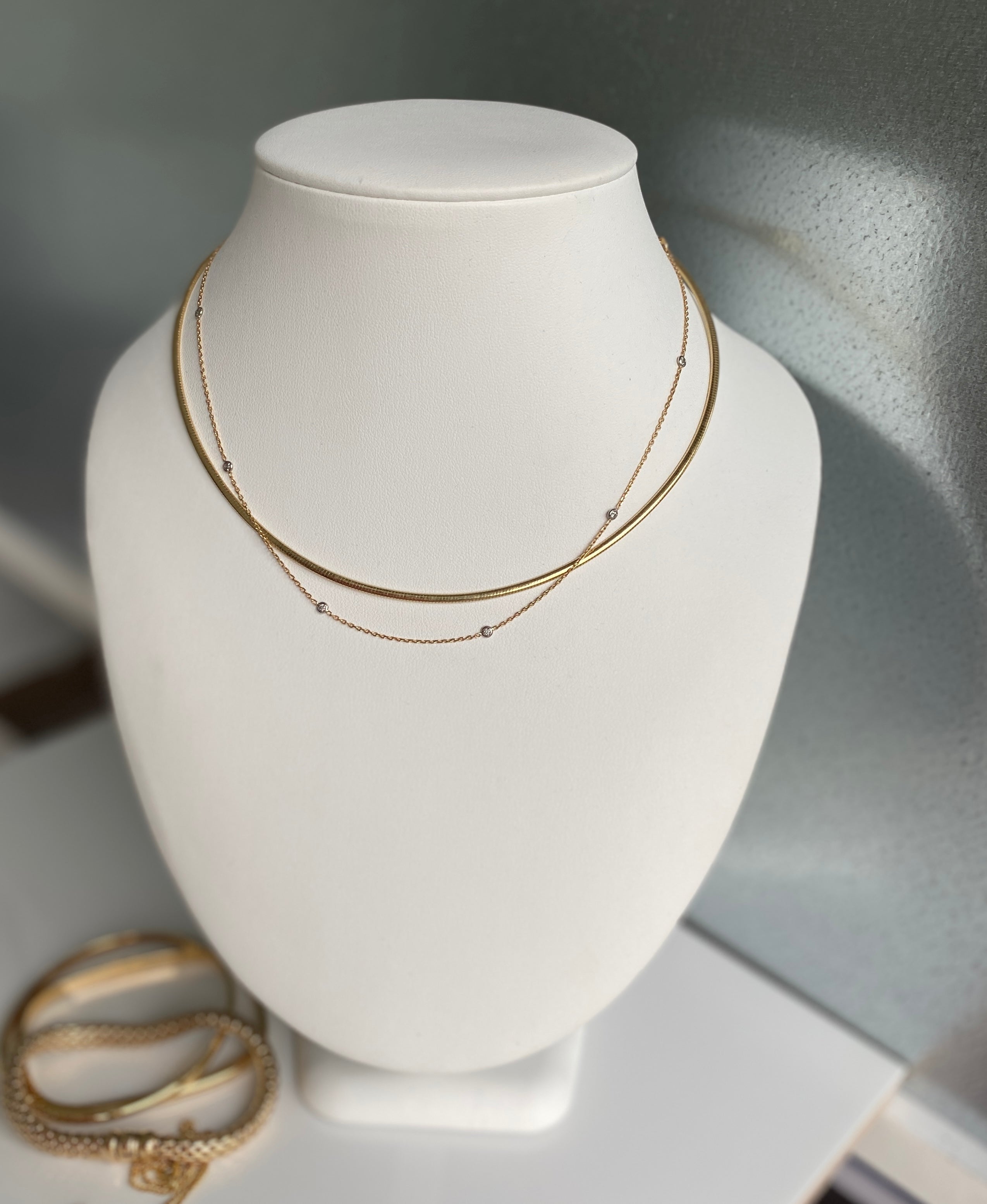 14ct Gold & Diamond Spectacle Necklace and 14ct gold Italian Omega