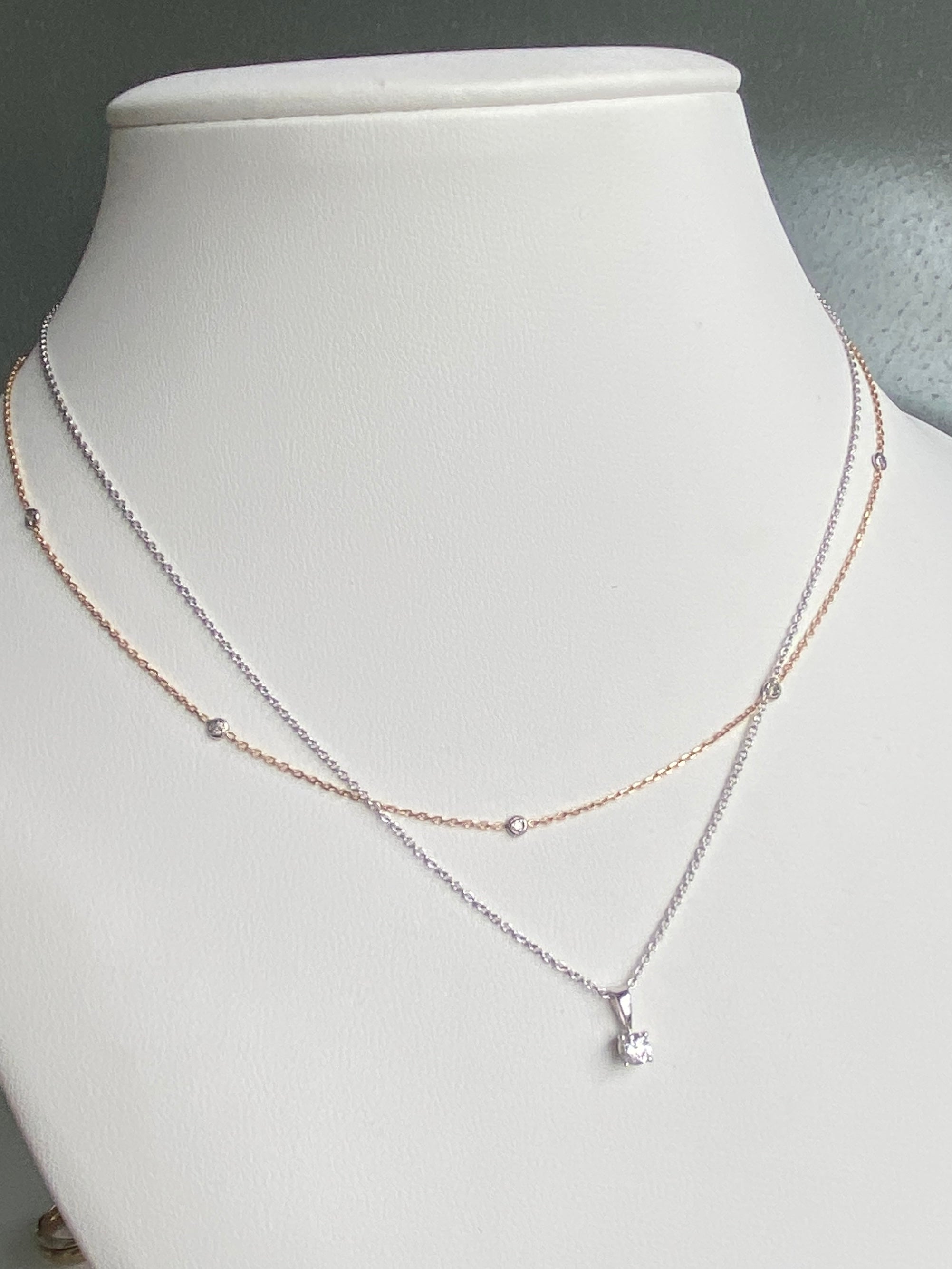 18ct white gold 0.25 carat Solitaire Diamond on 9ct White Gold Chain