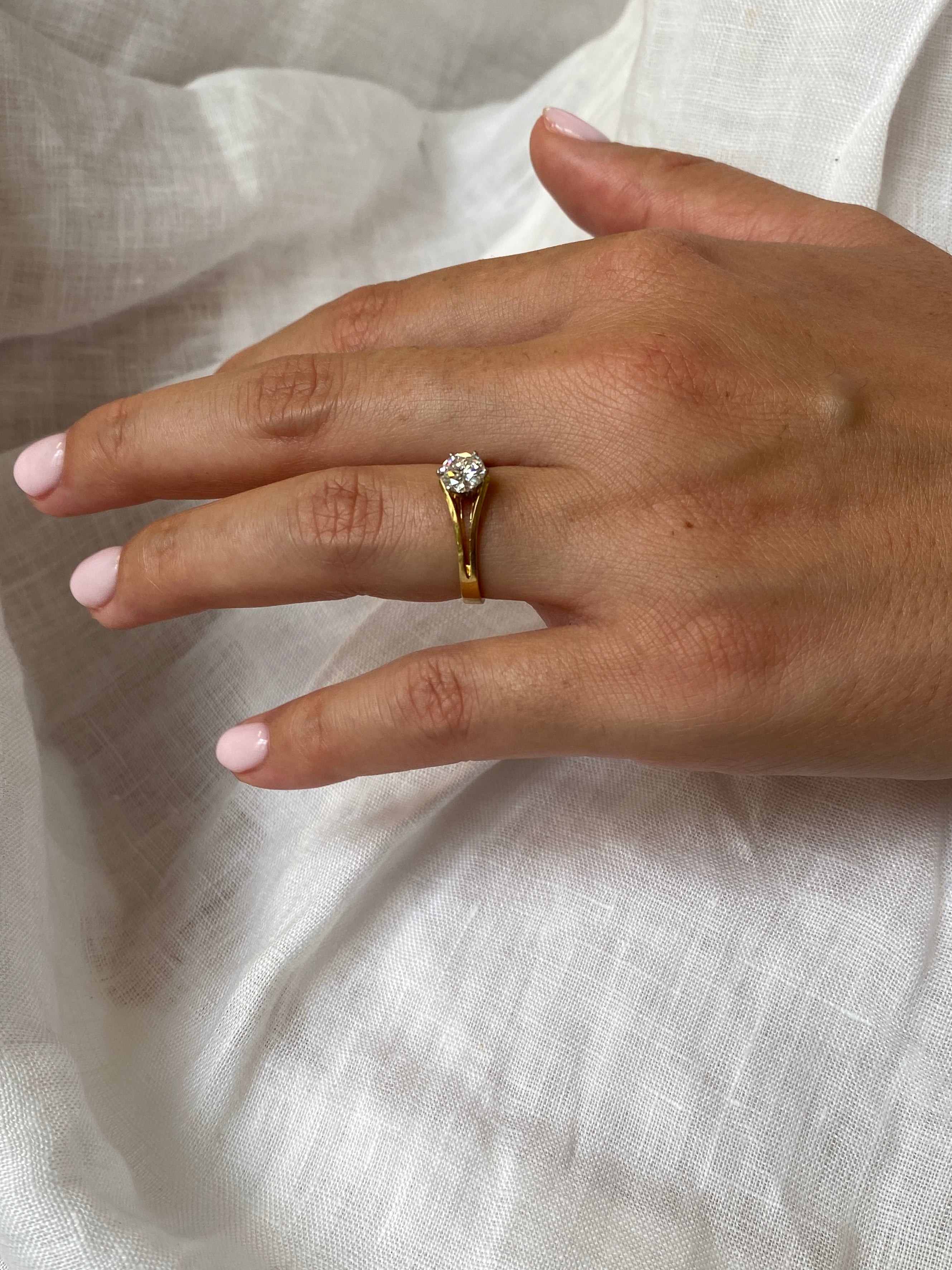 18ct 0.53 carat Solitaire Diamond Ring