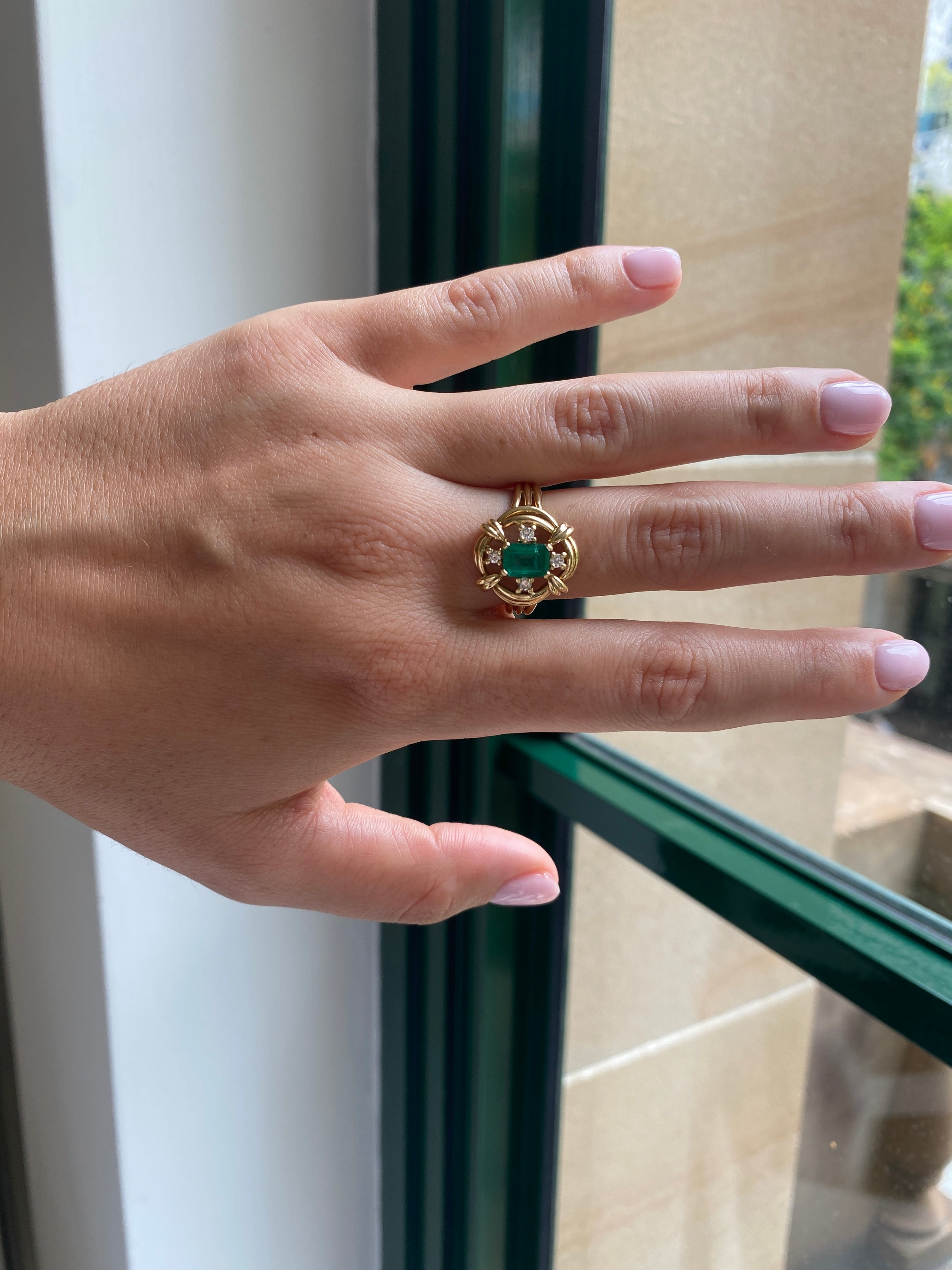 18ct Vintage Emerald & Diamond Ring