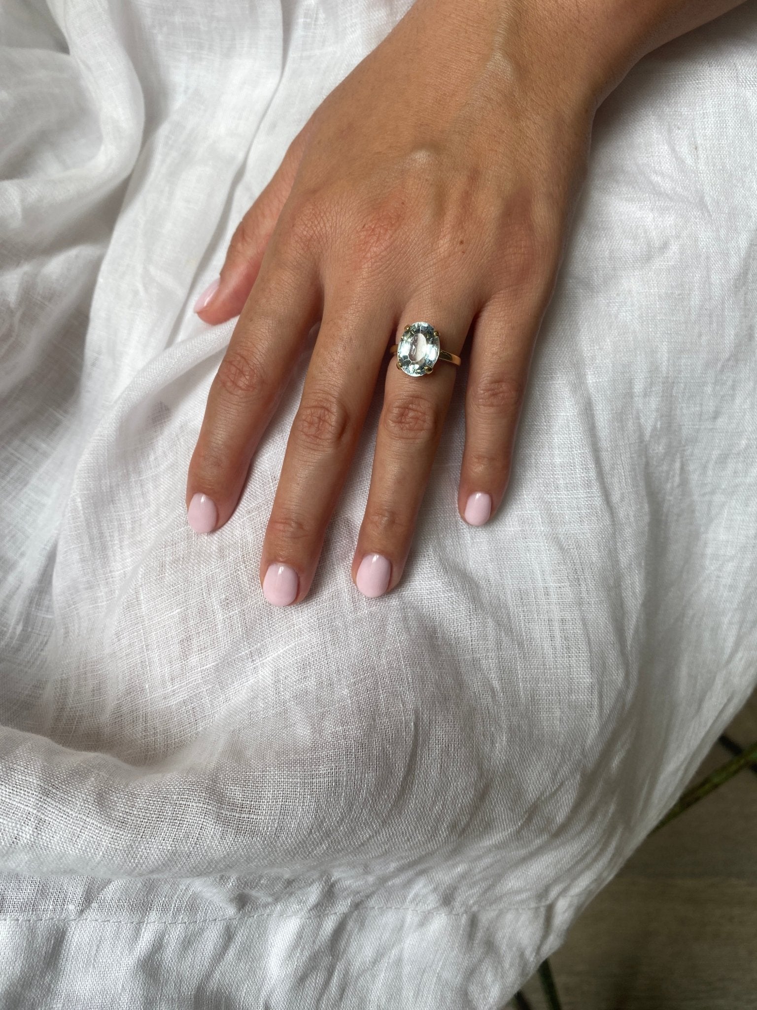 18ct Vintage Topaz Cocktail Ring
