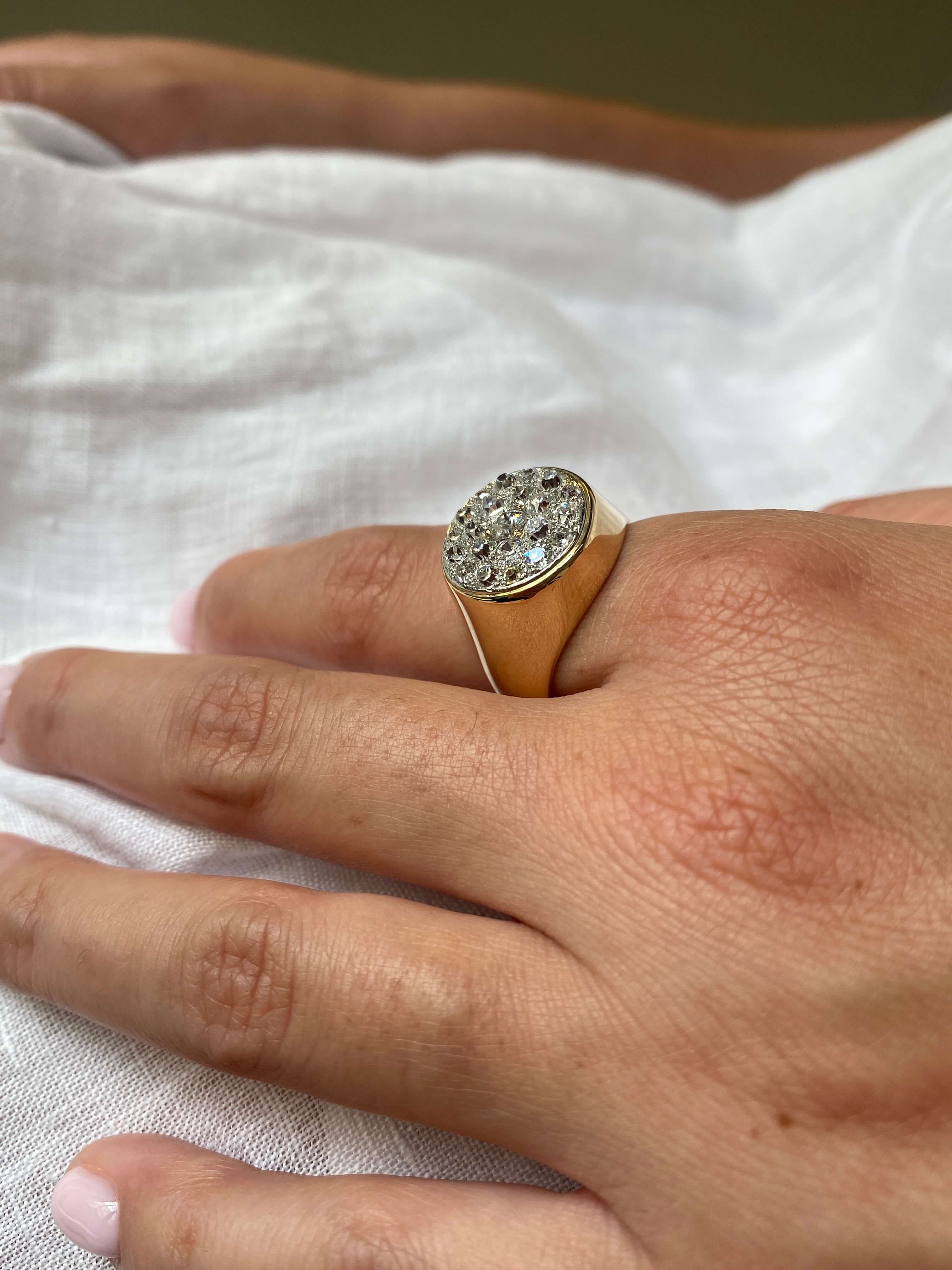 Mid-Century Diamond Cluster Ring 18ct yellow gold set with old cut diamonds