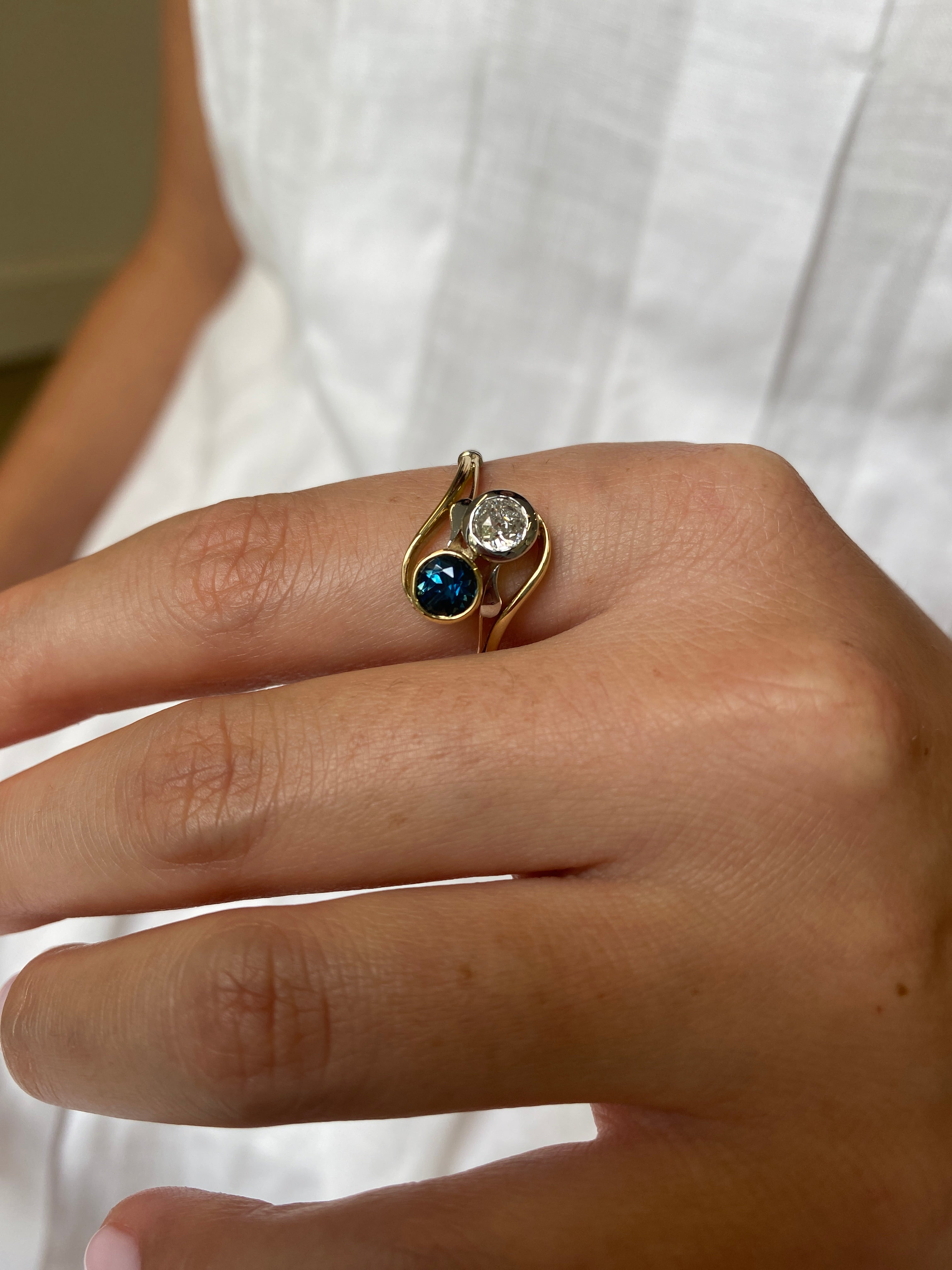 18ct Edwardian Sapphire & Diamond Toi et Moi Ring