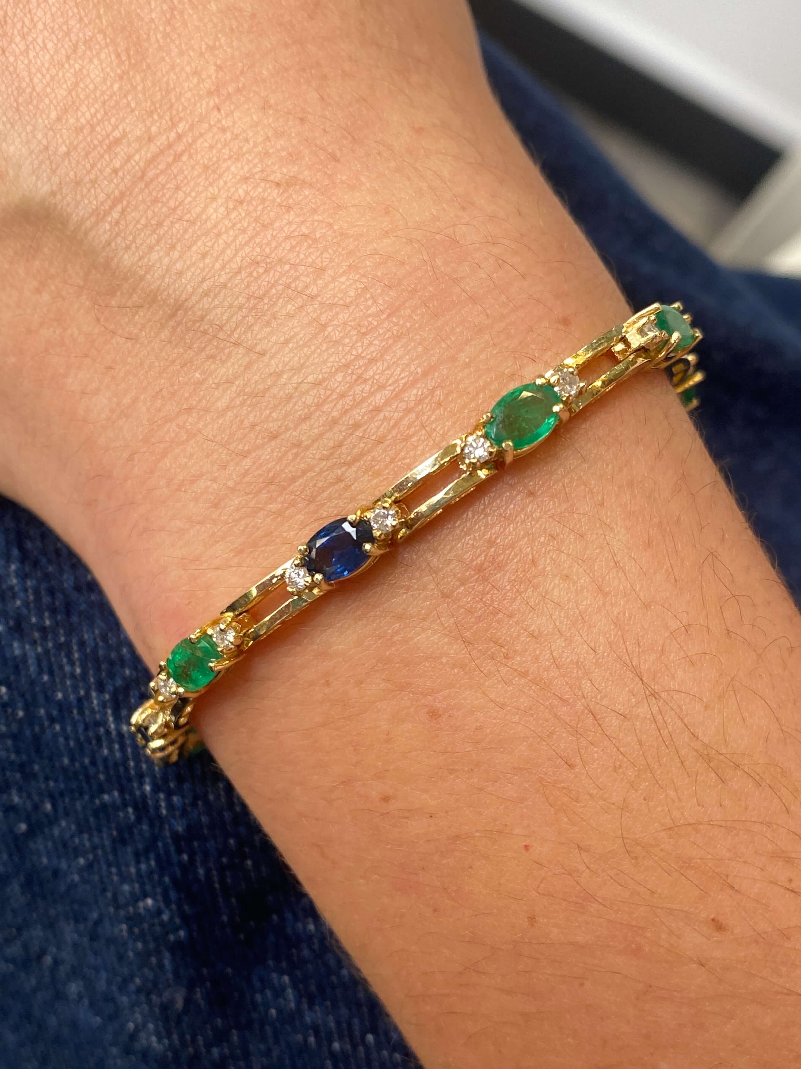 14ct yellow gold Emerald, Sapphire & Diamond Bracelet