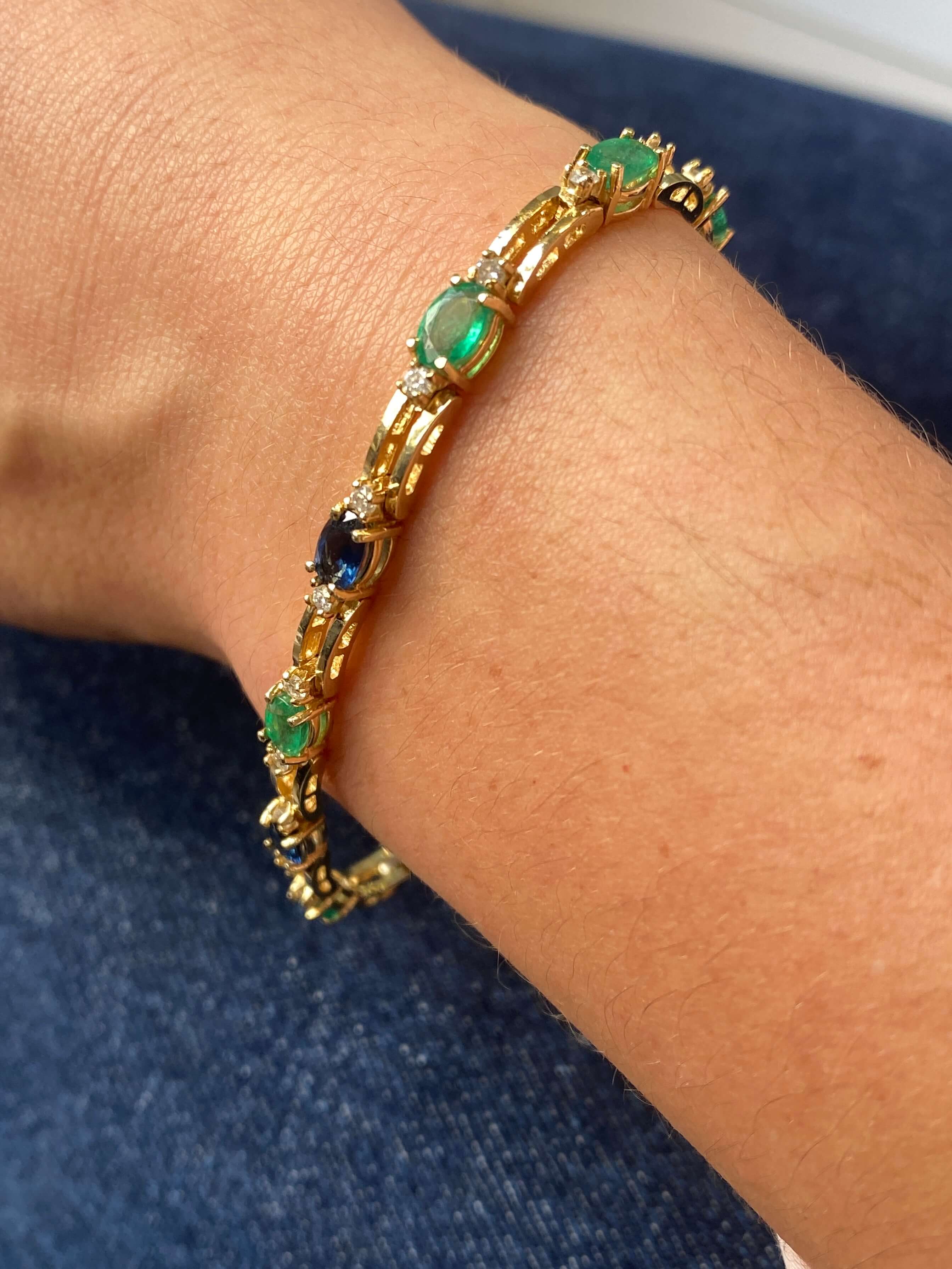 14ct yellow gold Emerald, Sapphire & Diamond Bracelet