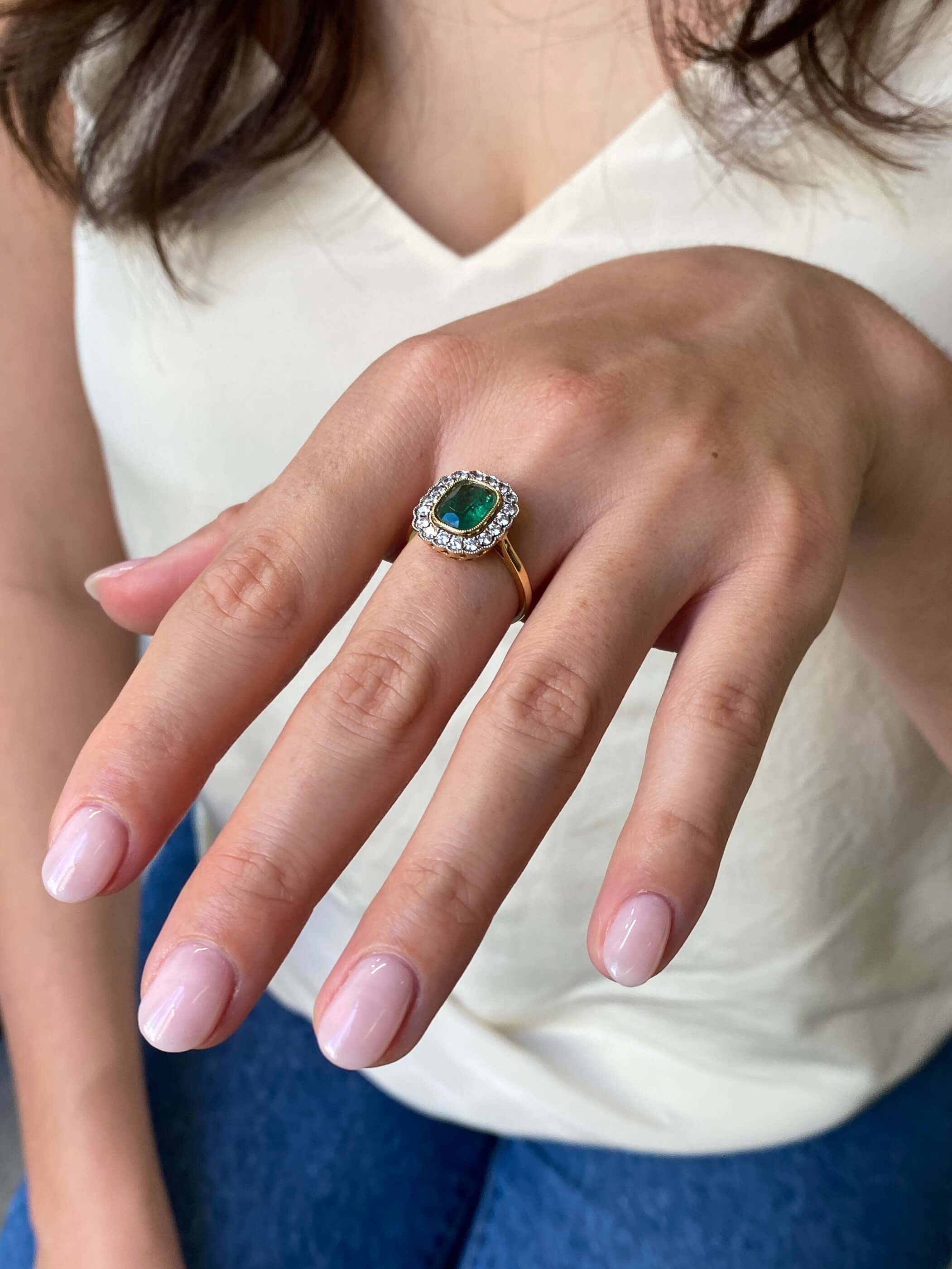Delightful Emerald & Diamond Cluster Ring. 18ct yellow & white gold