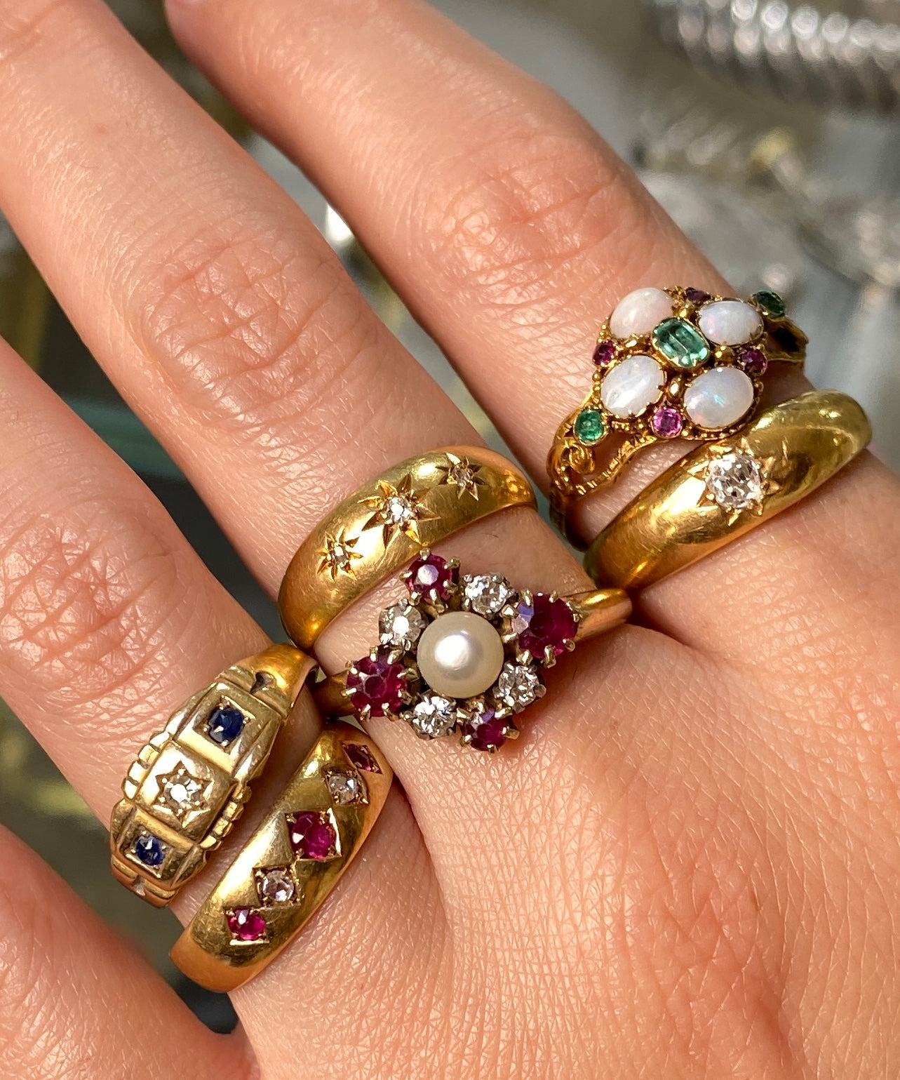 Group of beautiful antique gold gemset rings