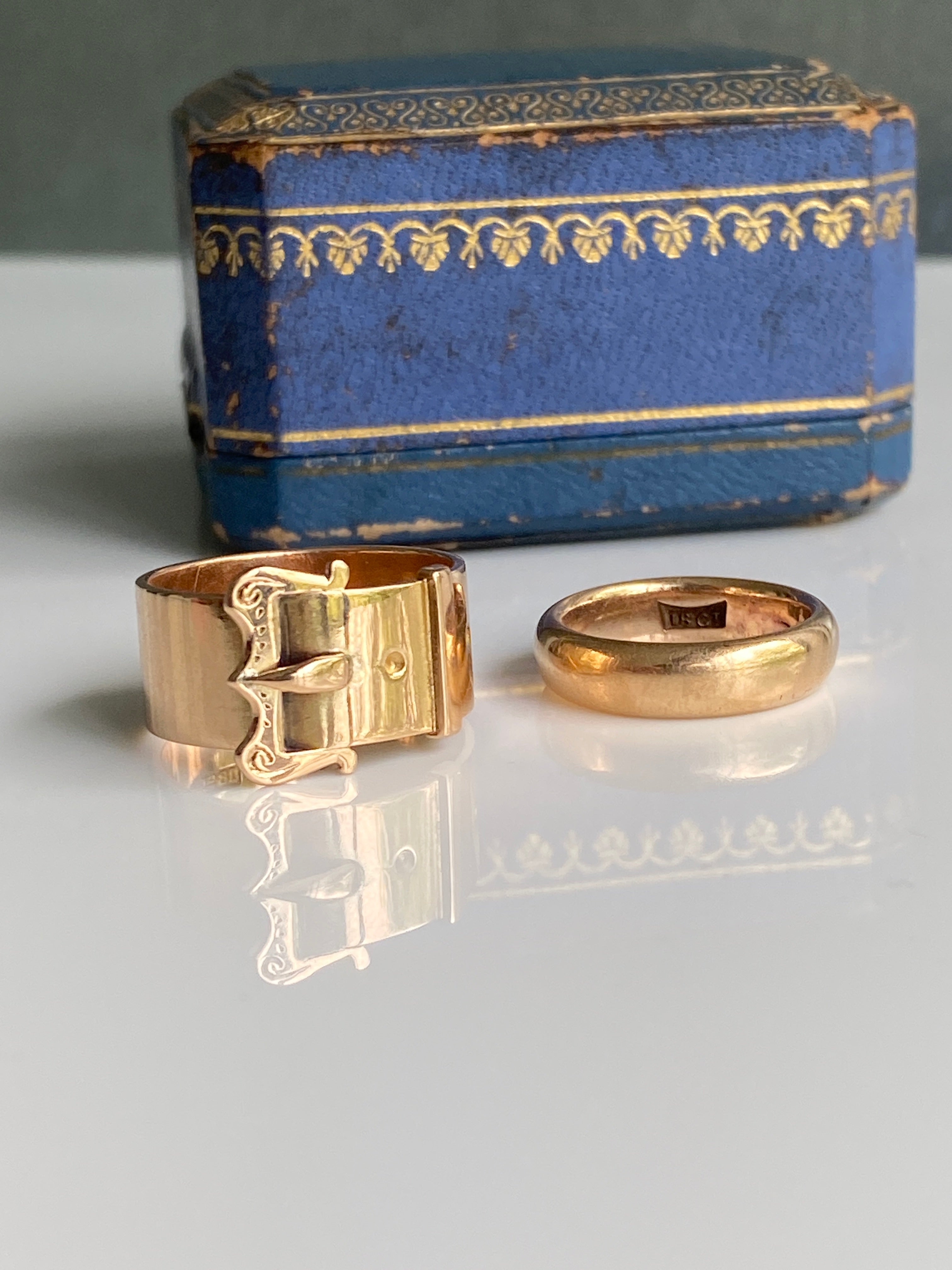 Antique Yellow Gold Wedding Band