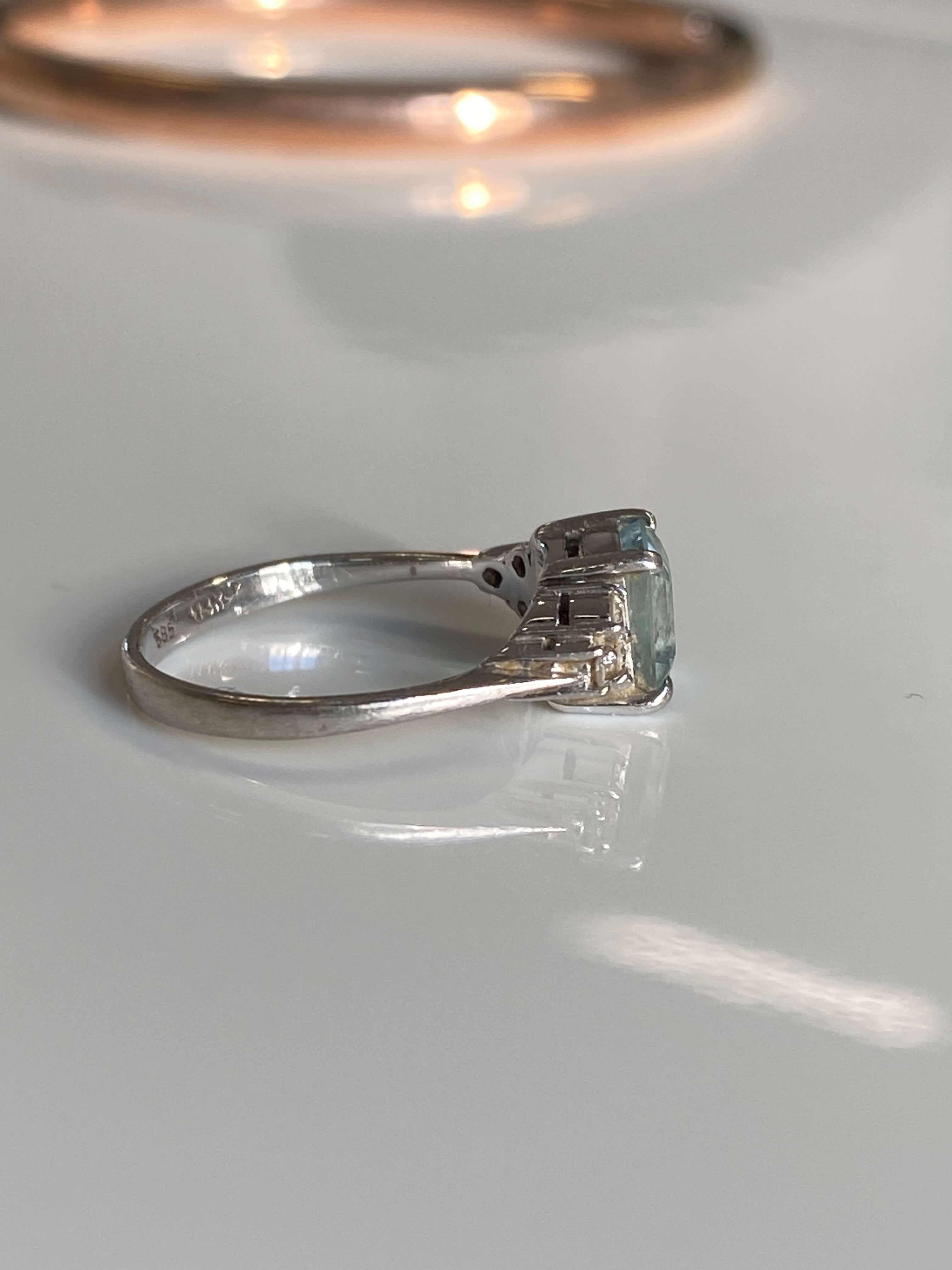 1.8 carat Aquamarine & Diamond Ring in 14ct white gold