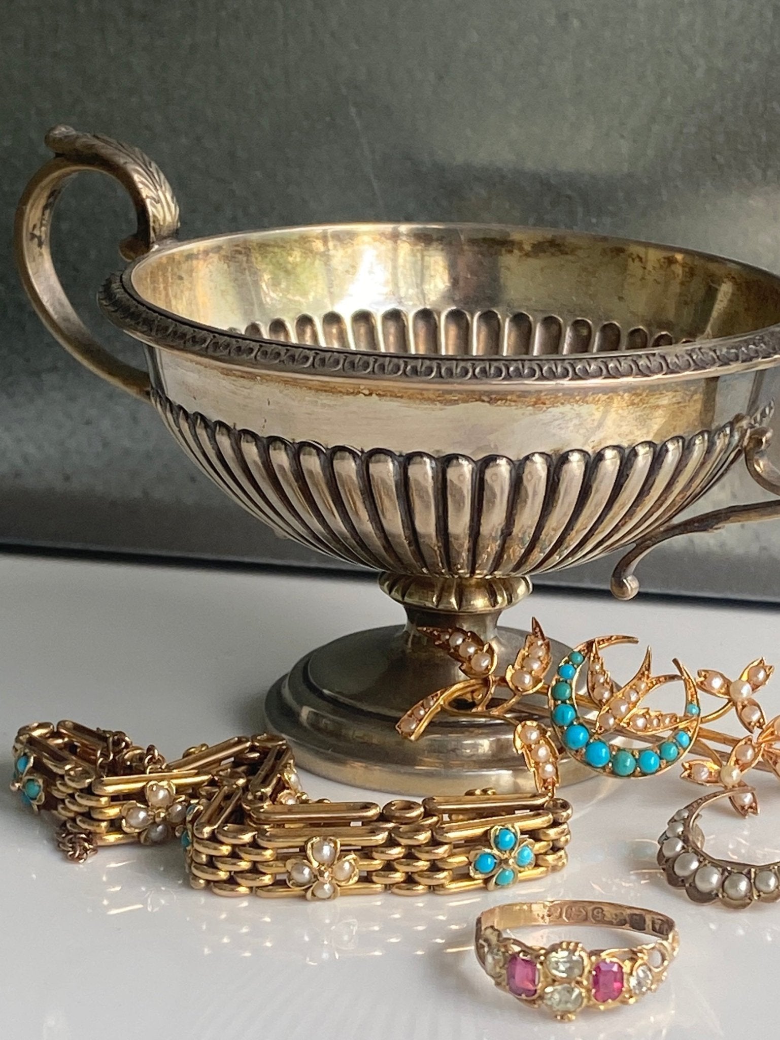 15ct yellow gold Antique Victorian Turquoise & Seed Pearl Bracelet