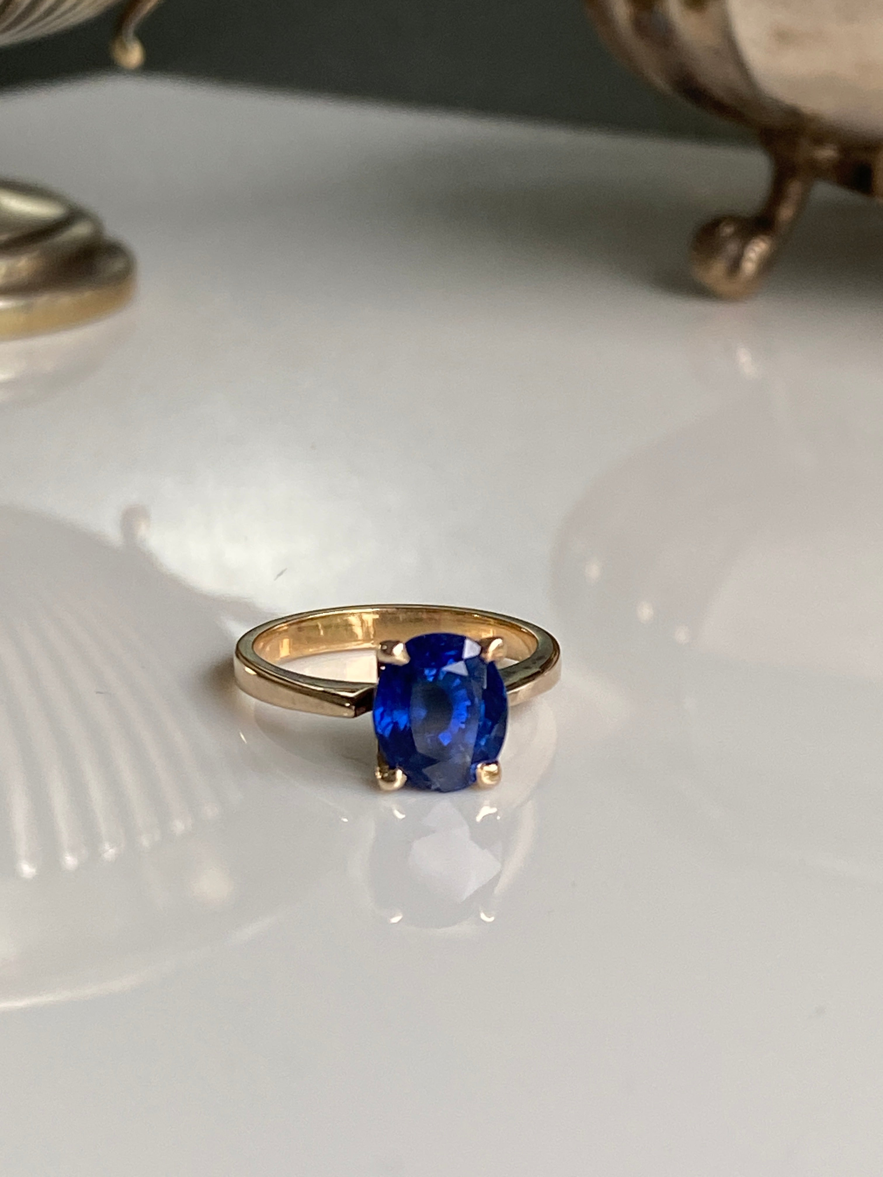 Vintage Solitaire Sapphire Ring