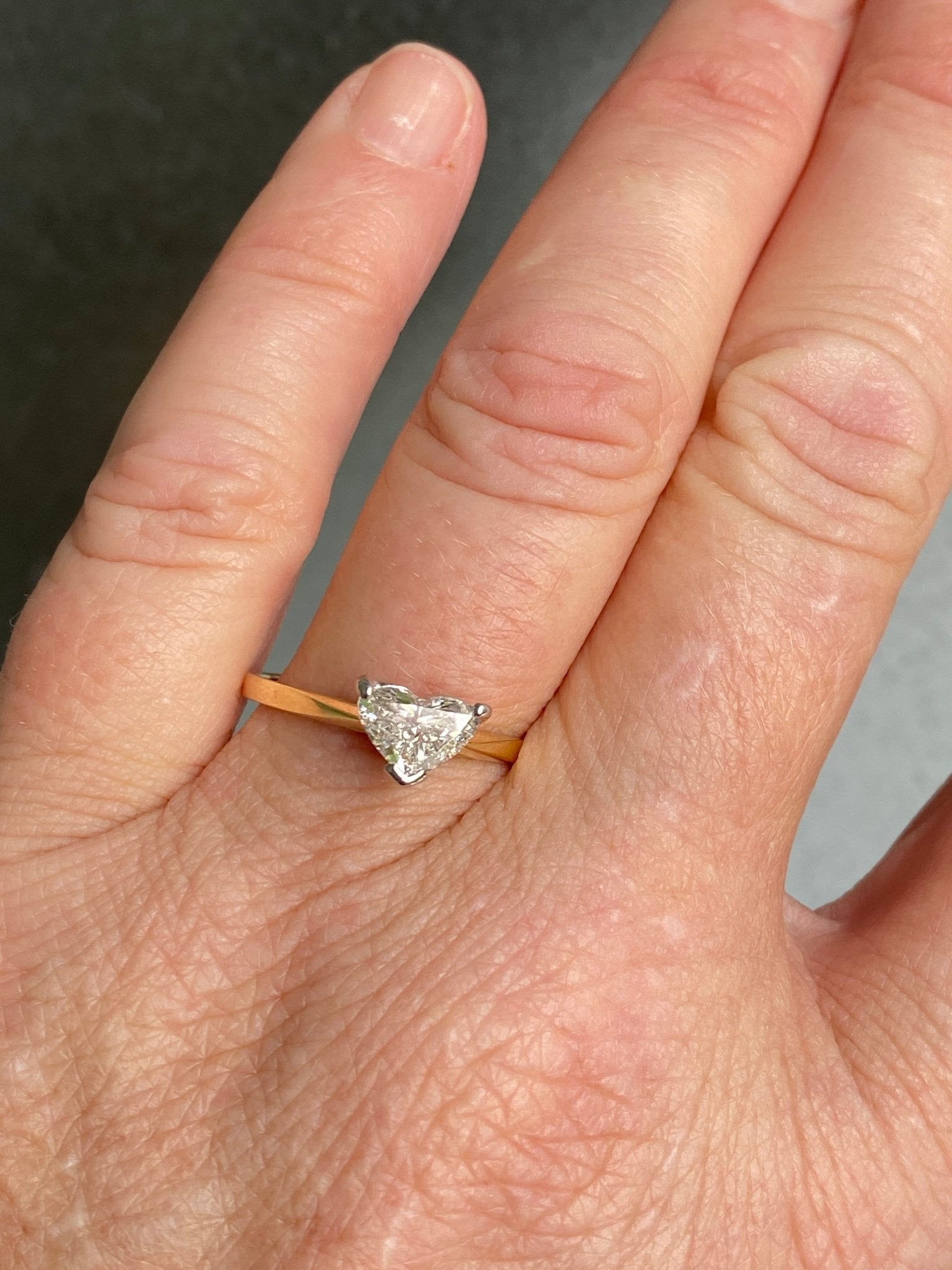 18ct Heart-Shaped Diamond Engagement Ring