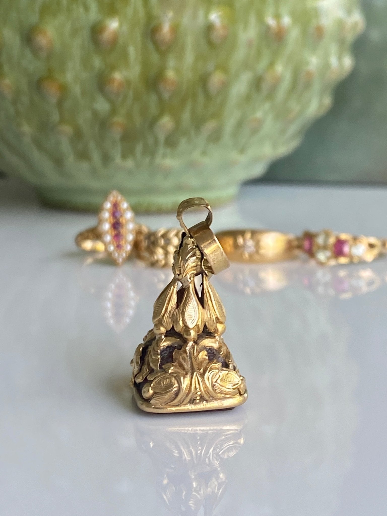 Antique Victorian Gold and Carnelian Fob Seal