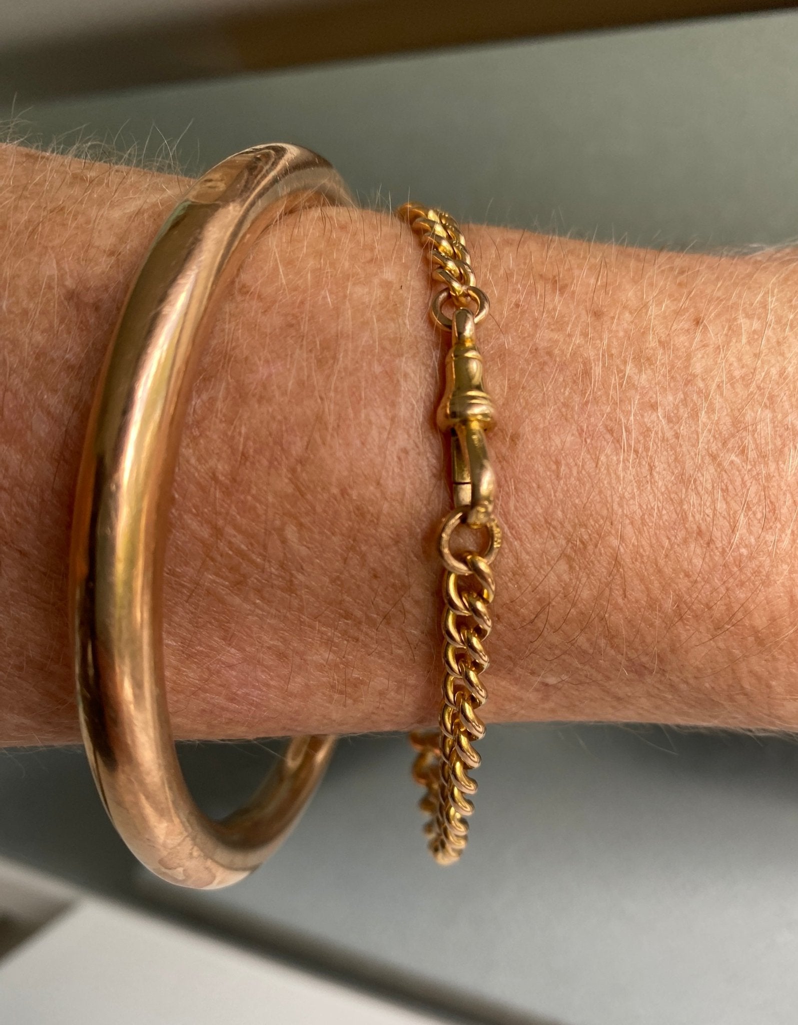 Antique 9ct yellow gold curblink bracelet