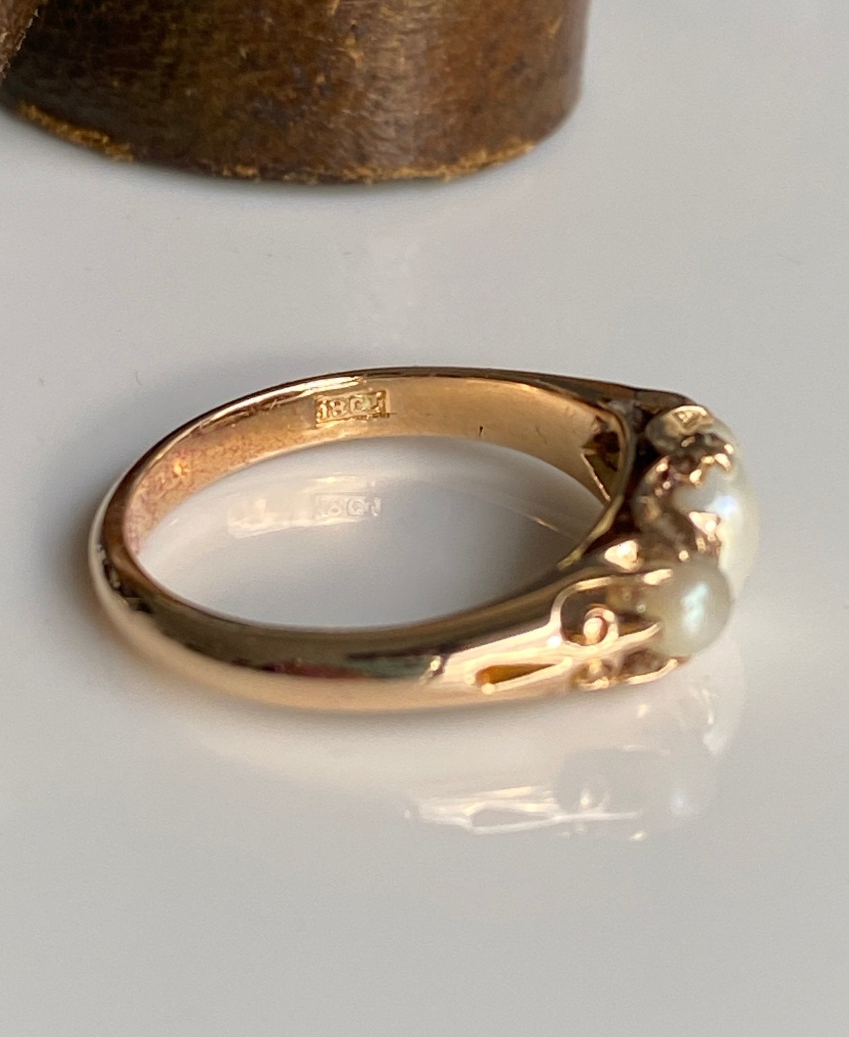 Antique Victorian 18ct yellow gold Pearl Bridge Ring