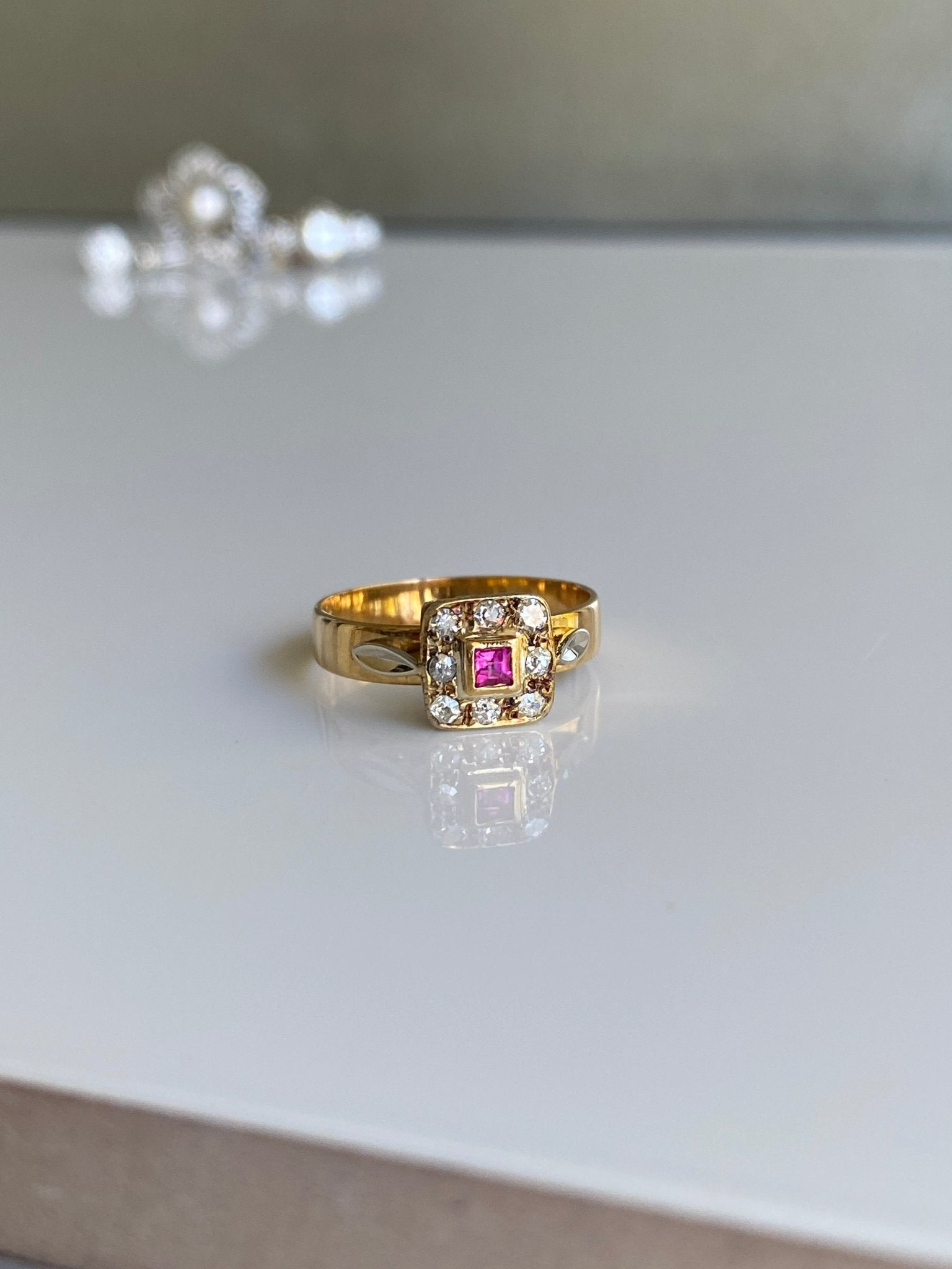 Vintage Ruby & Diamond Ring