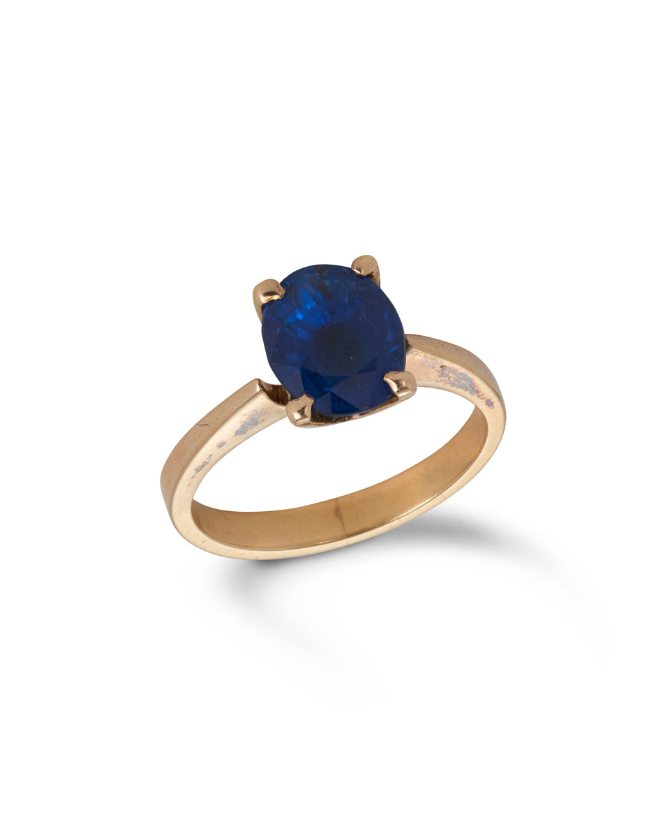 Vintage Solitaire Sapphire Ring