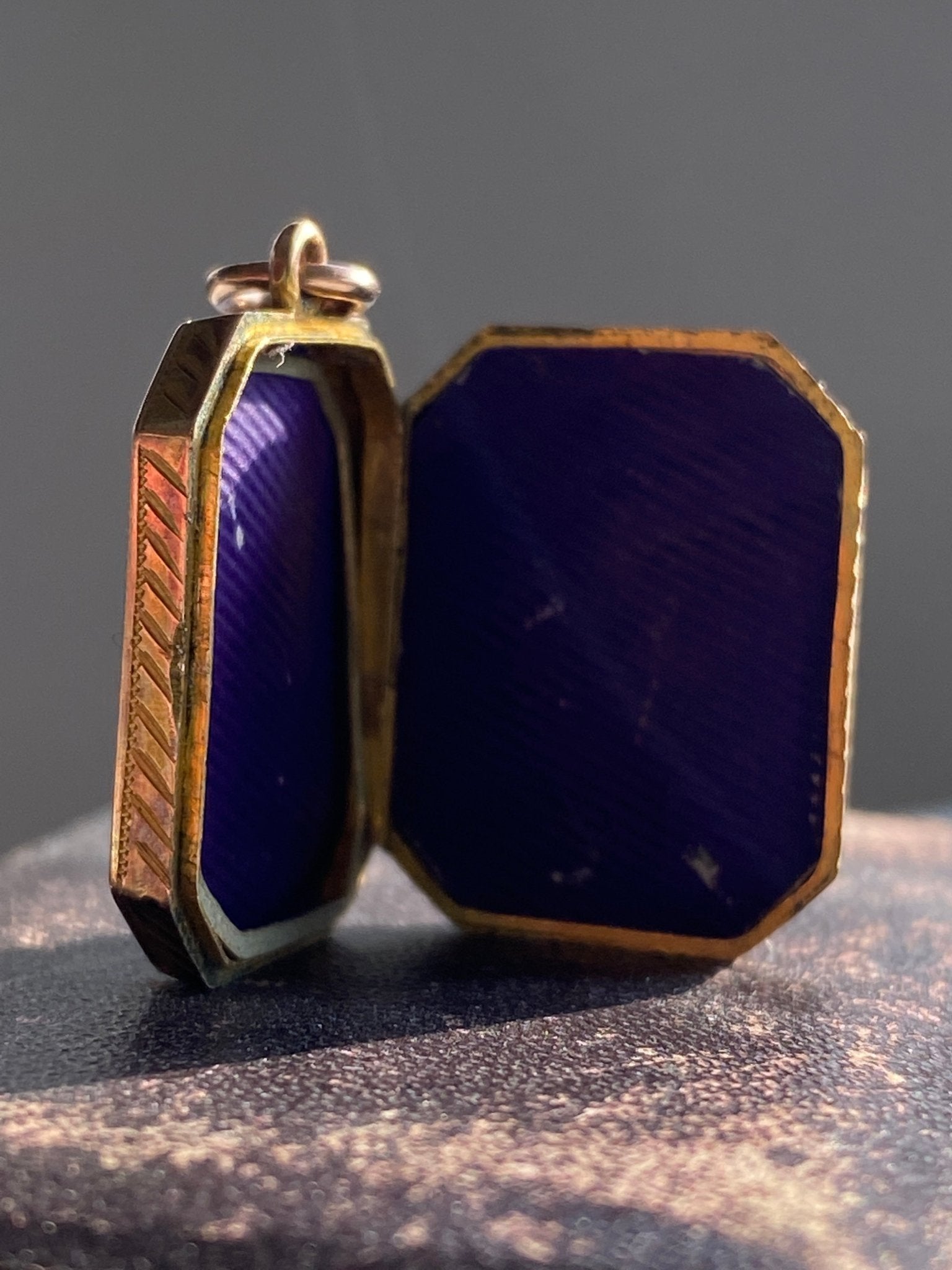 Antique Victorian Gold Locket