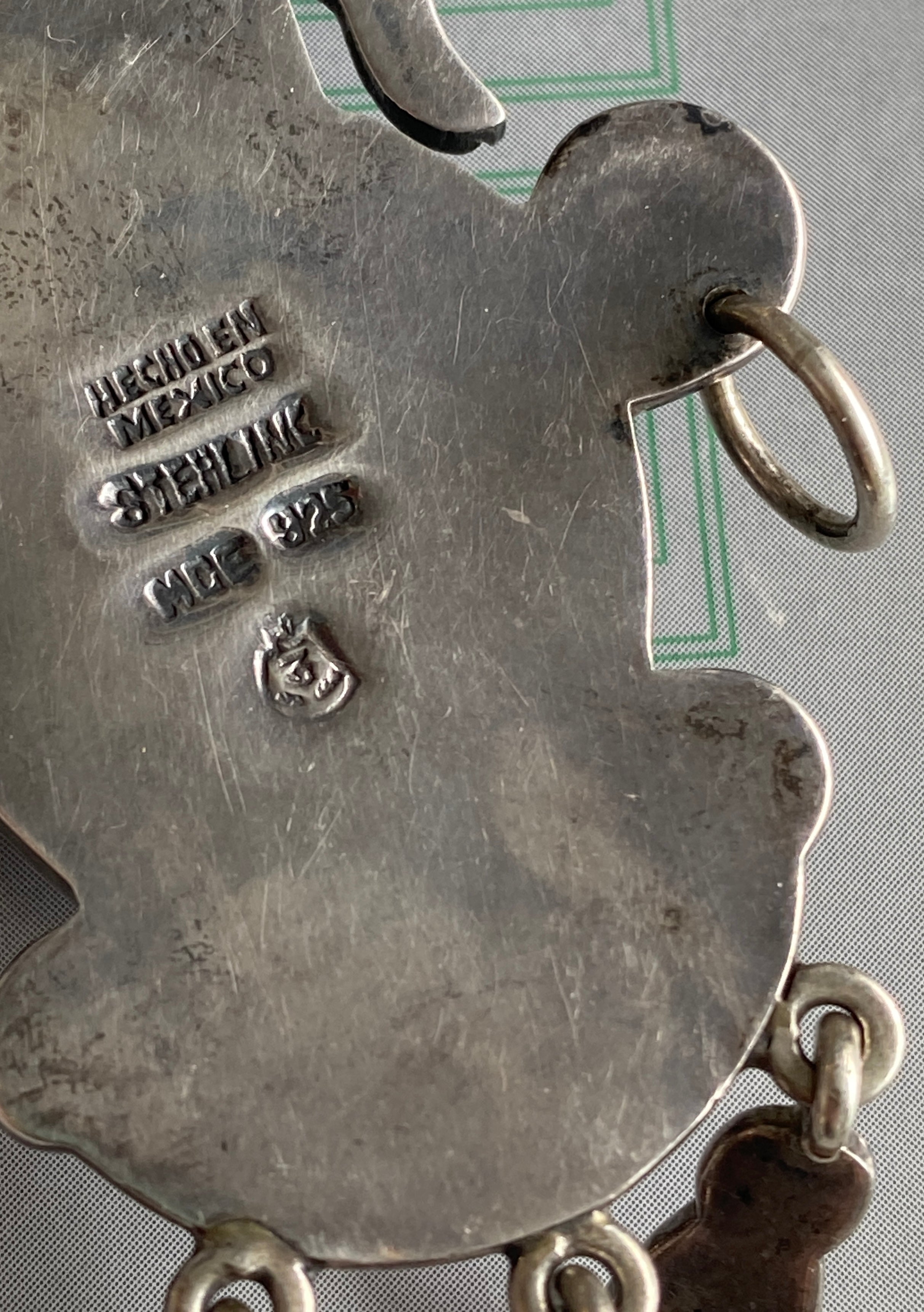 Vintage Hechden Mexican Silver BroochVintage Mexican Silver Pendant Brooch Hechden.