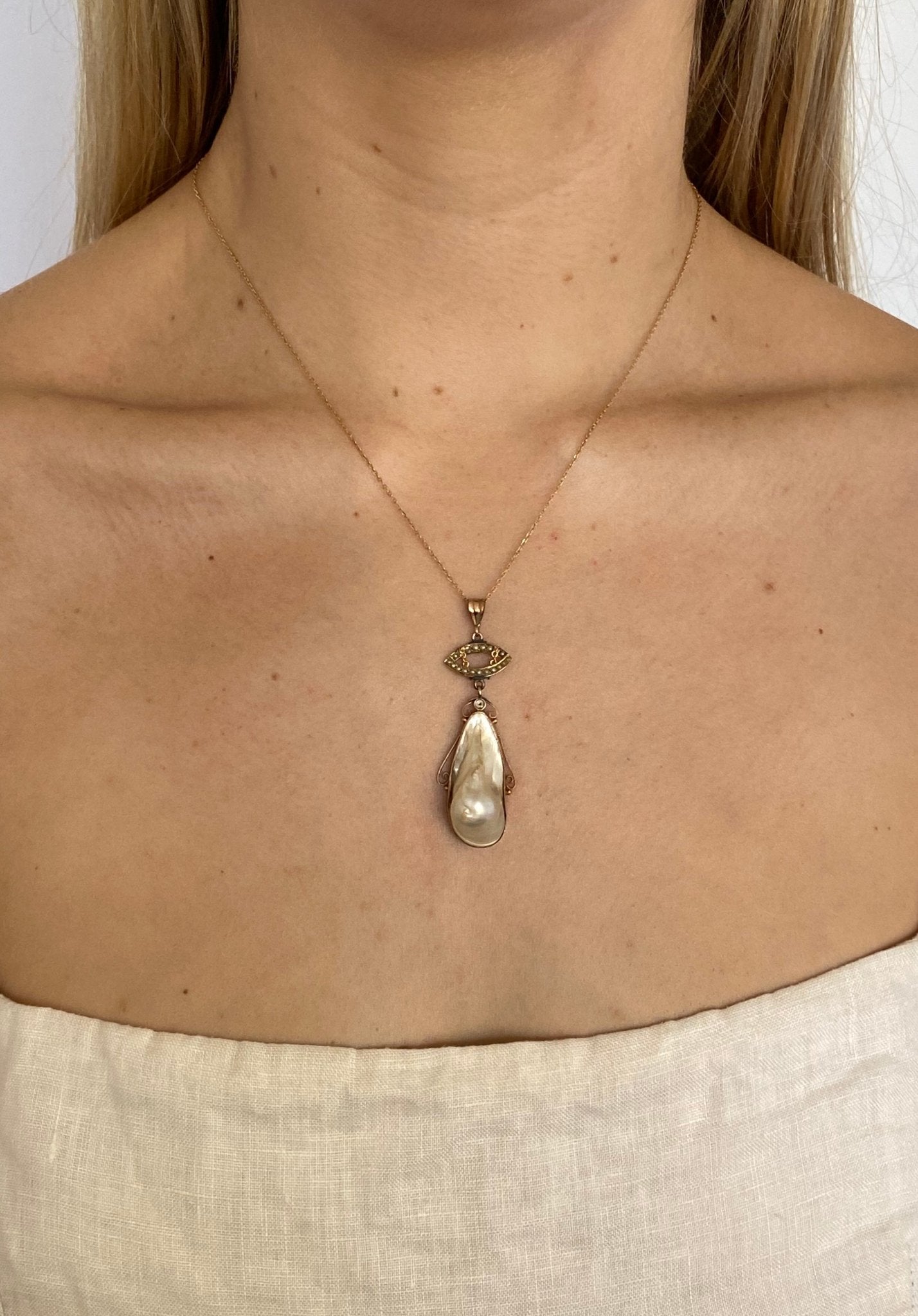 Antique Australian Pearl Pendant, Duggin, Shappere & Co. 1900's.