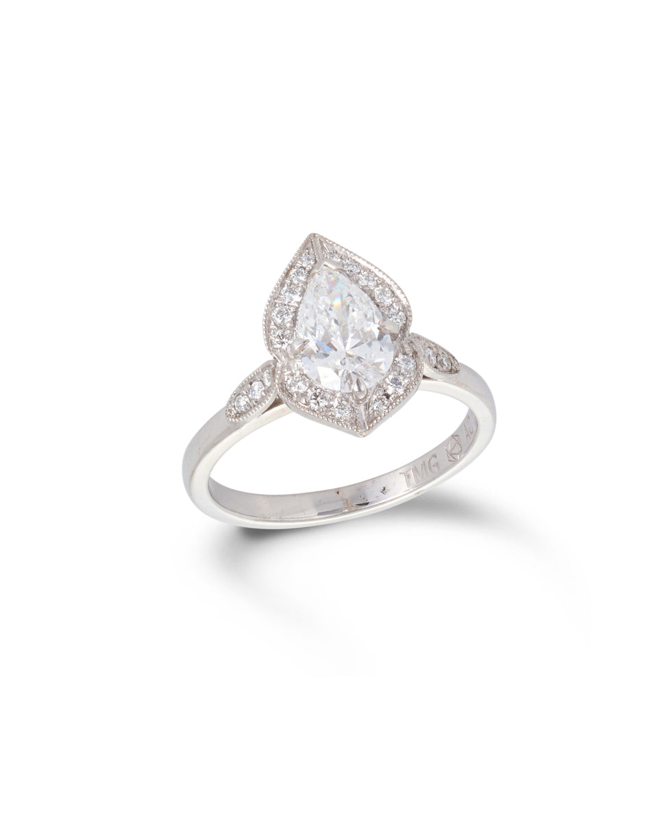 Striking Solitaire Pear-shaped Diamond Ring