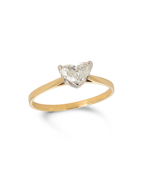 18ct Heart-Shaped Diamond Engagement Ring