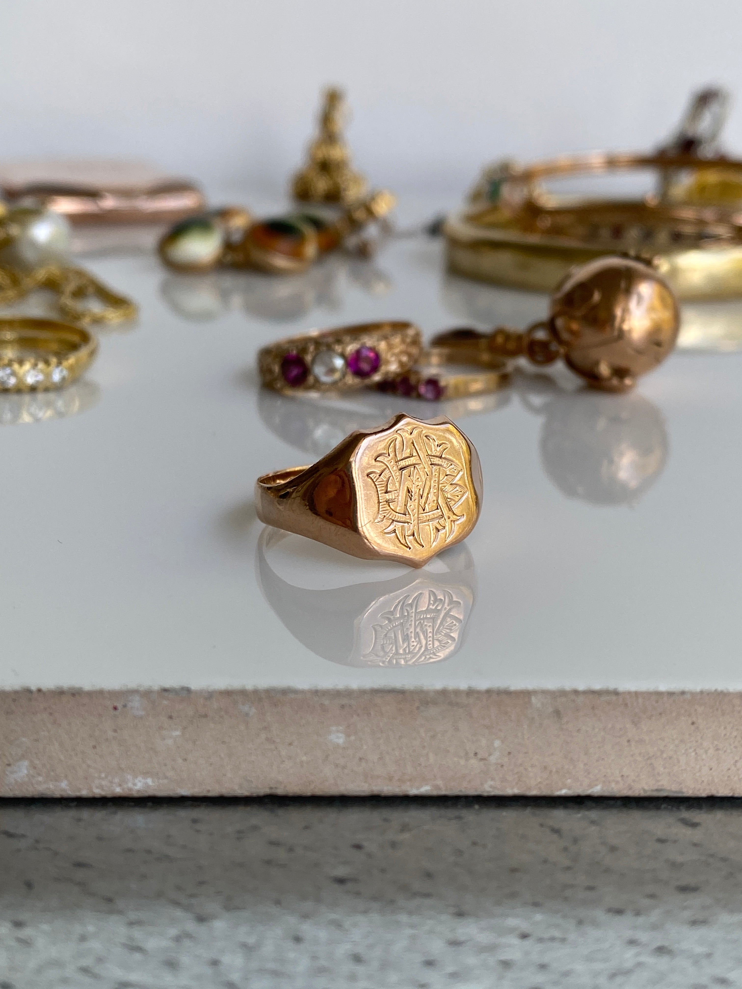 9ct Antique Rose Gold Signet Ring