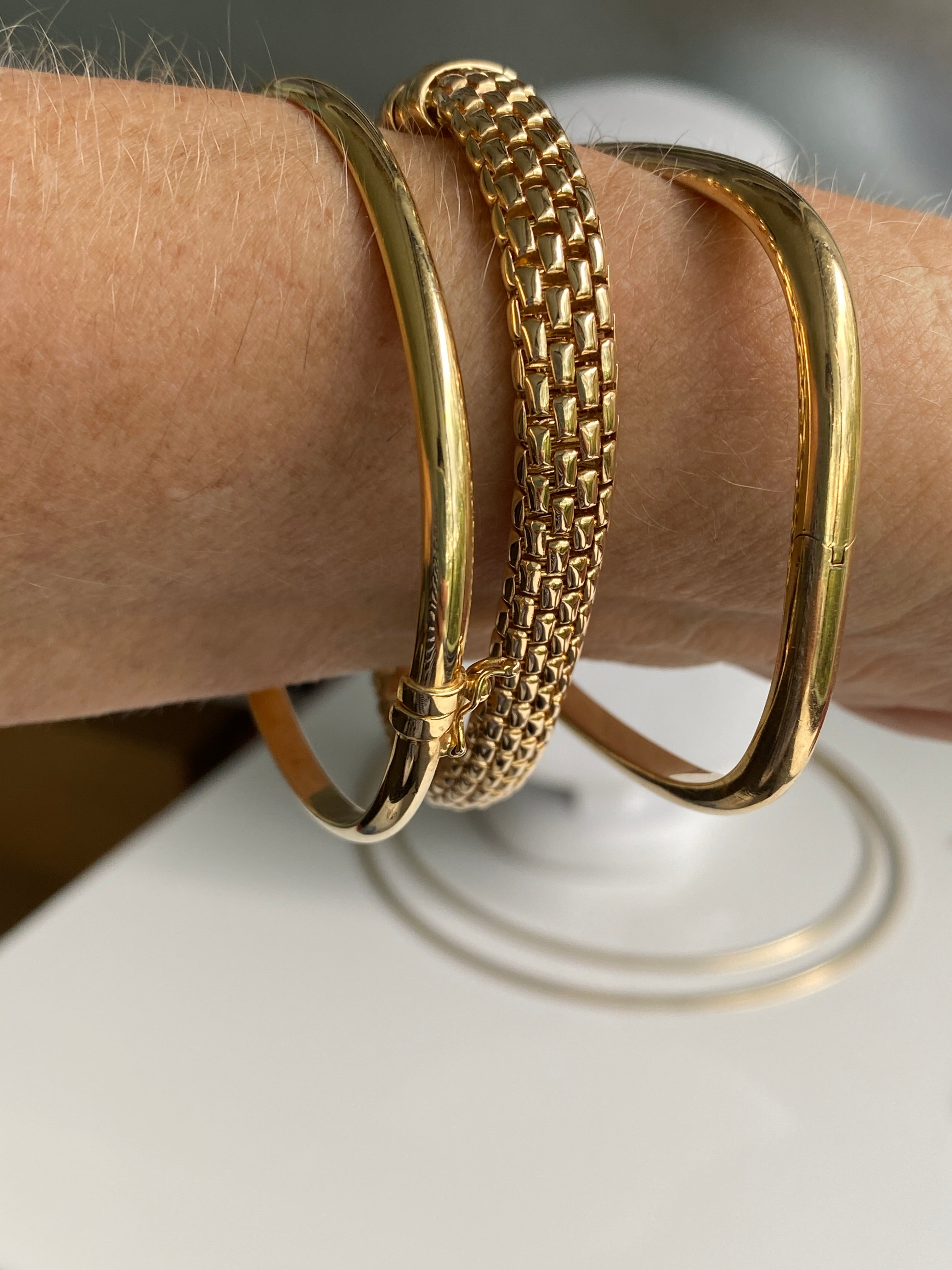 Italian Gold Hoop Bangle