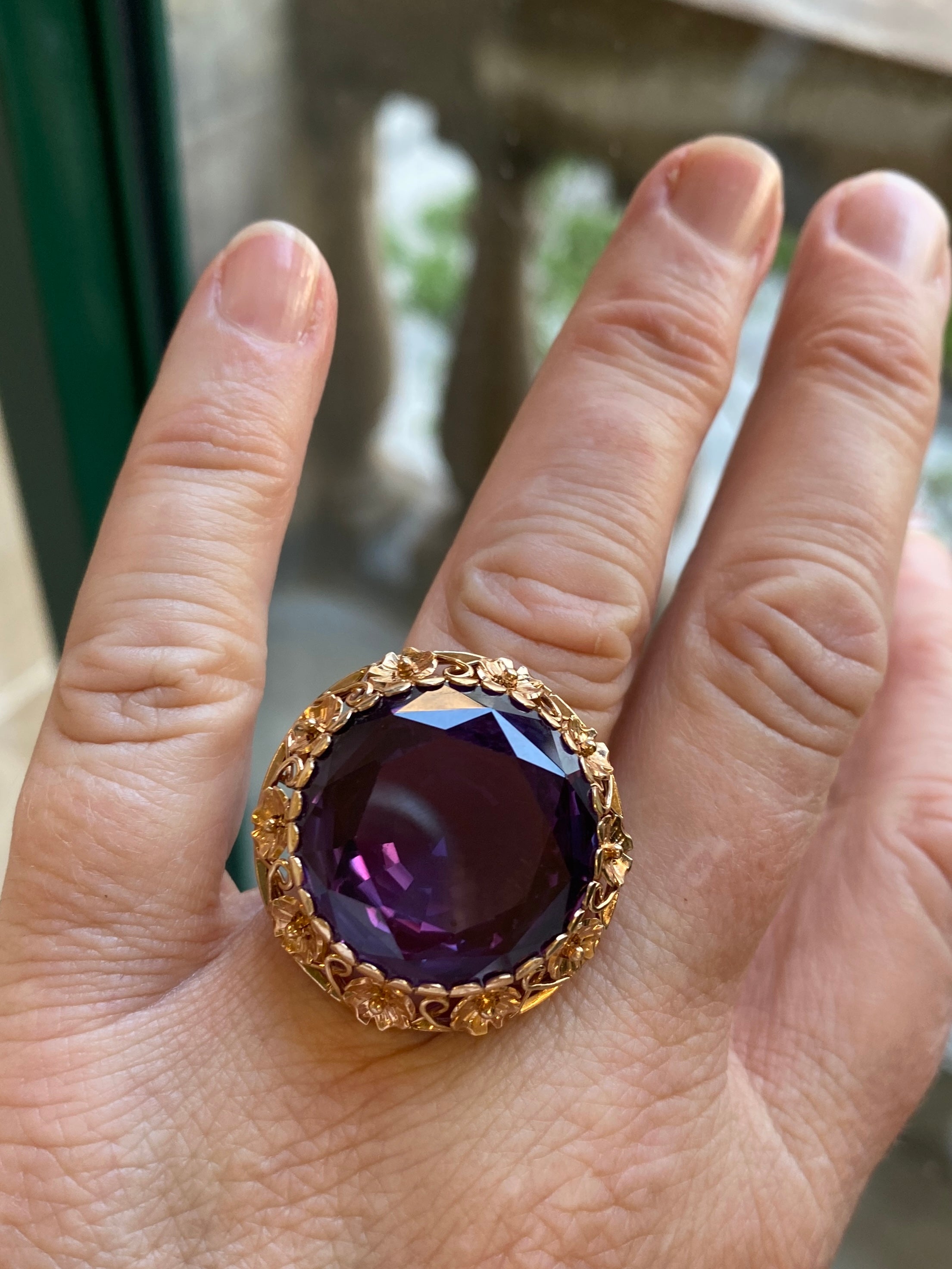 14ct European Cocktail Ring, Synthetic Corundum