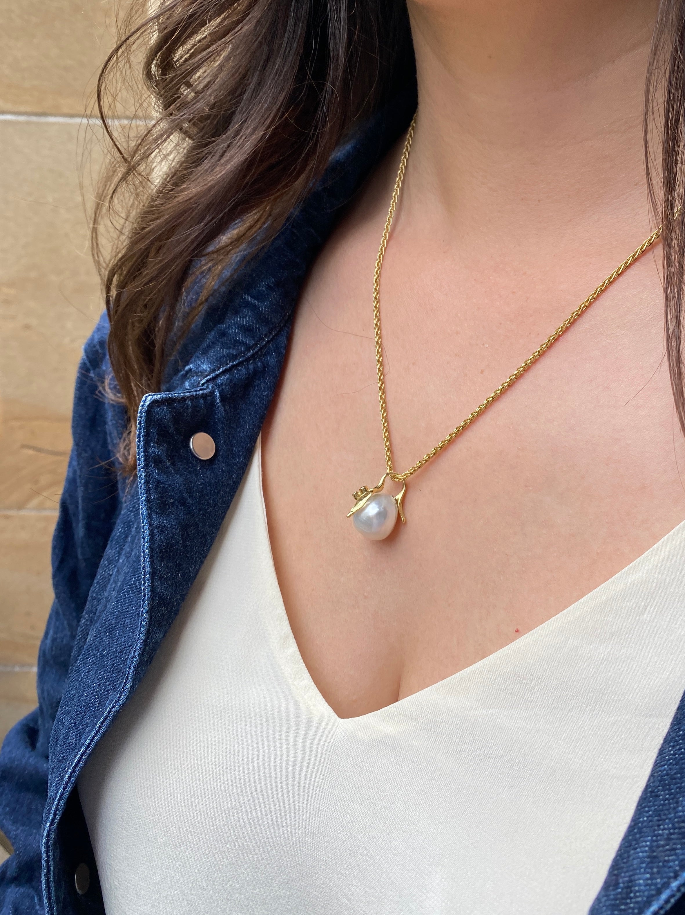 18ct Australian South Sea Pearl & Argyle Diamond Pendant