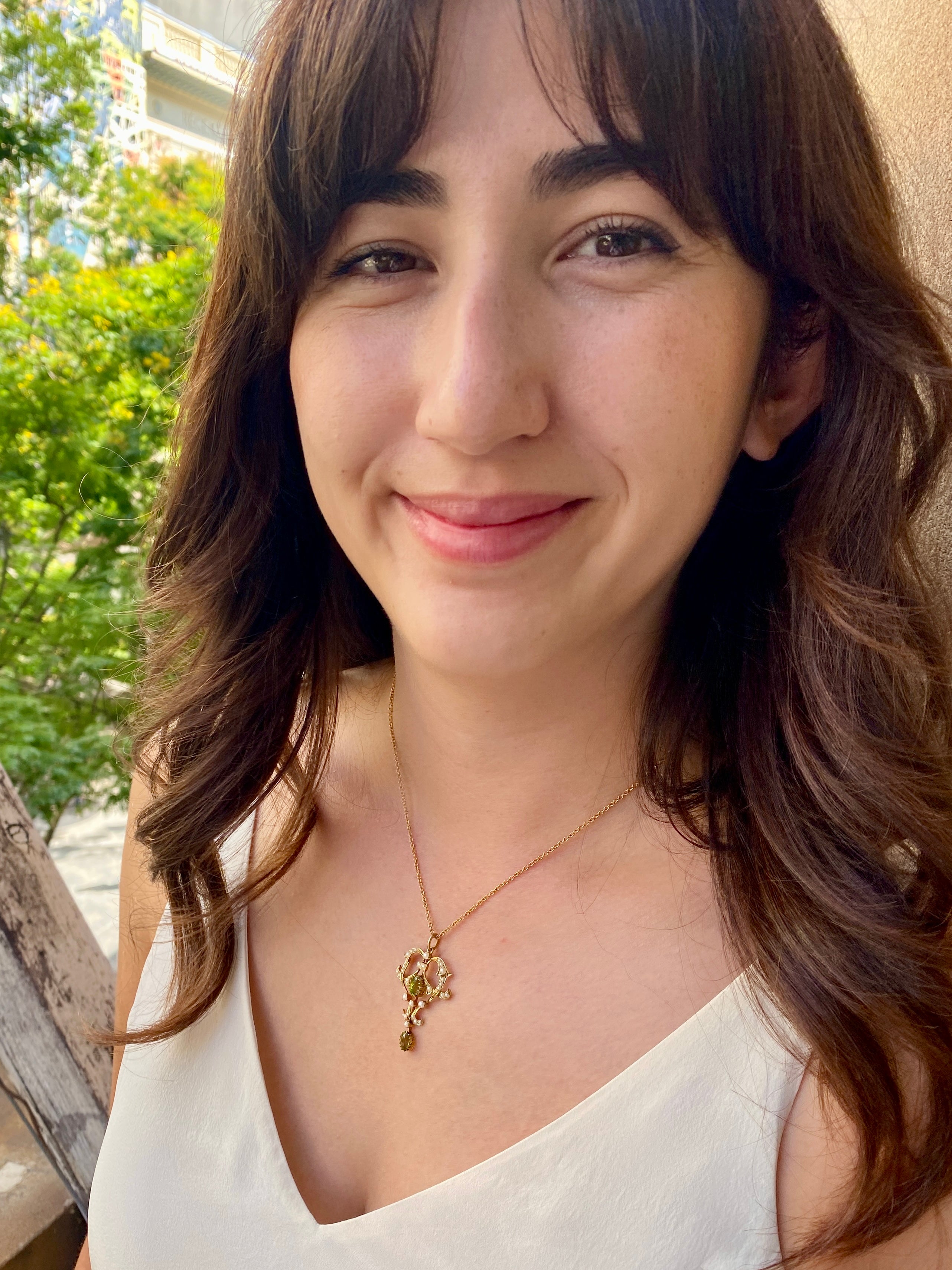 Art Nouveau Style Peridot & Seed Pearl Pendant, c1900 15ct yellow gold