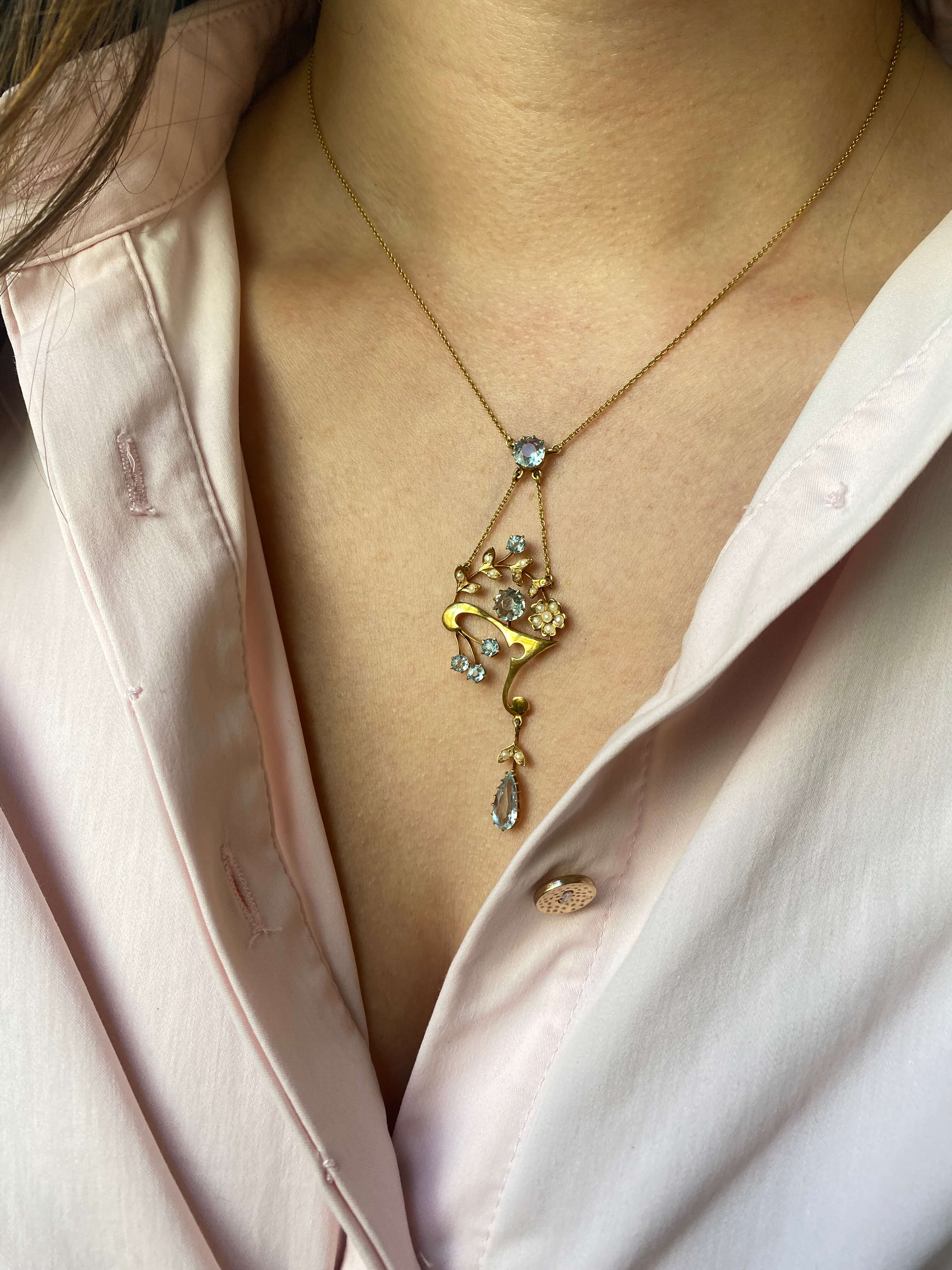 Edwardian Seed Pearl & Aquamarine Pendant Necklace in 15ct yellow gold