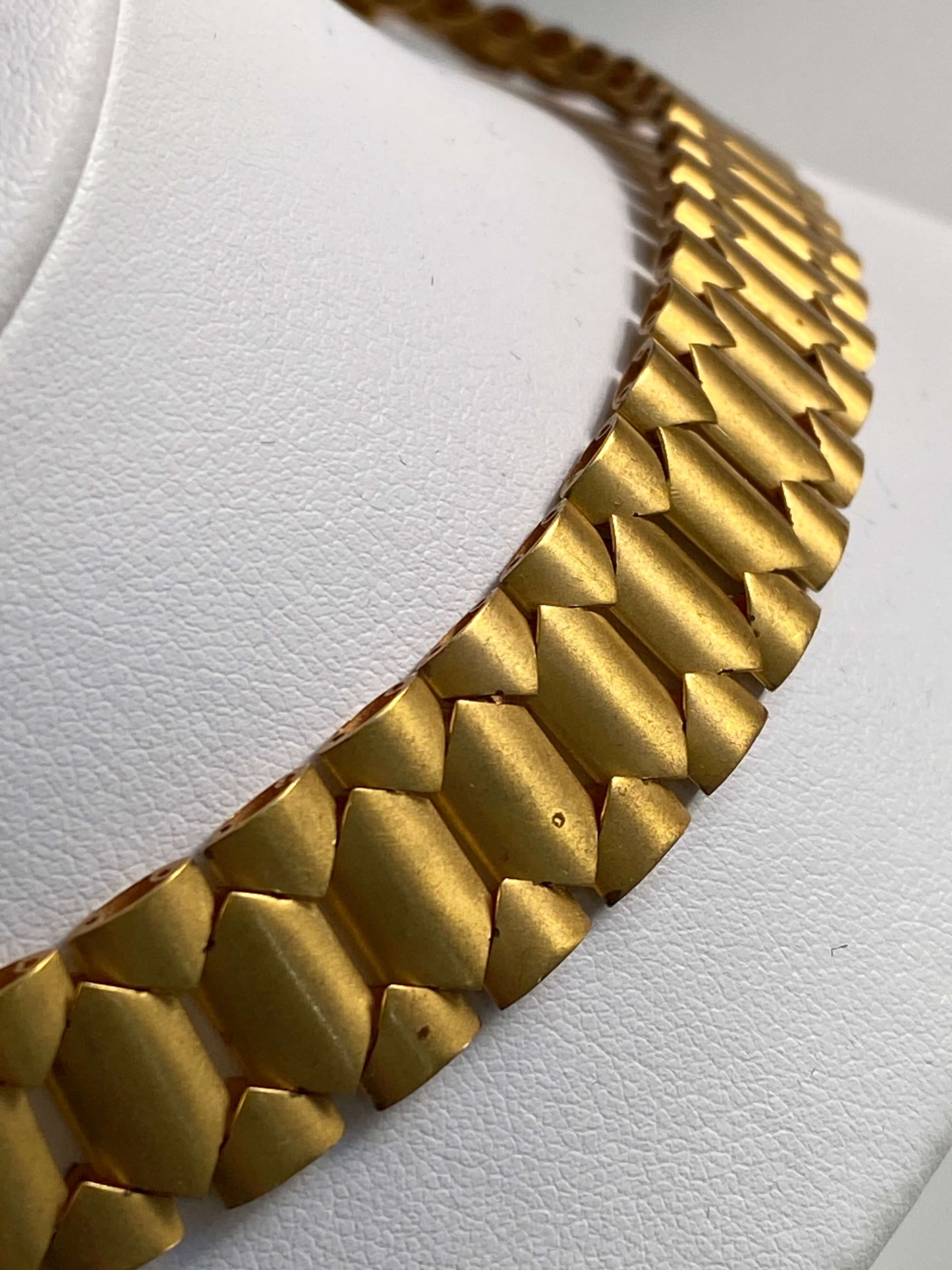 Antique Victorian Gold Book Chain Collar, 1880–1900