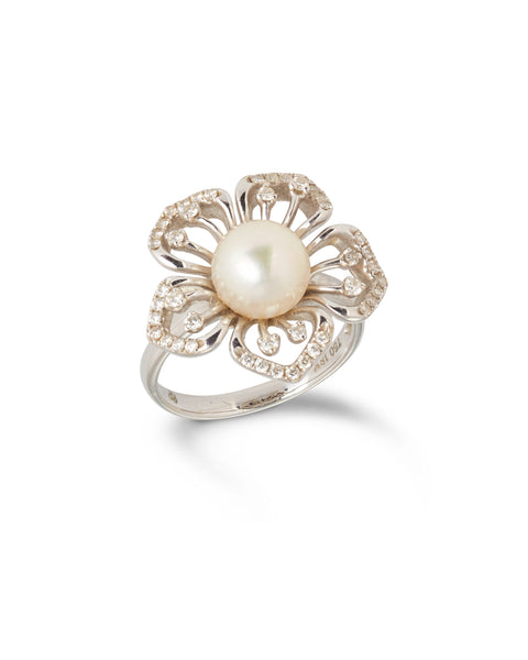18ct Pearl & Diamond Flower Ring