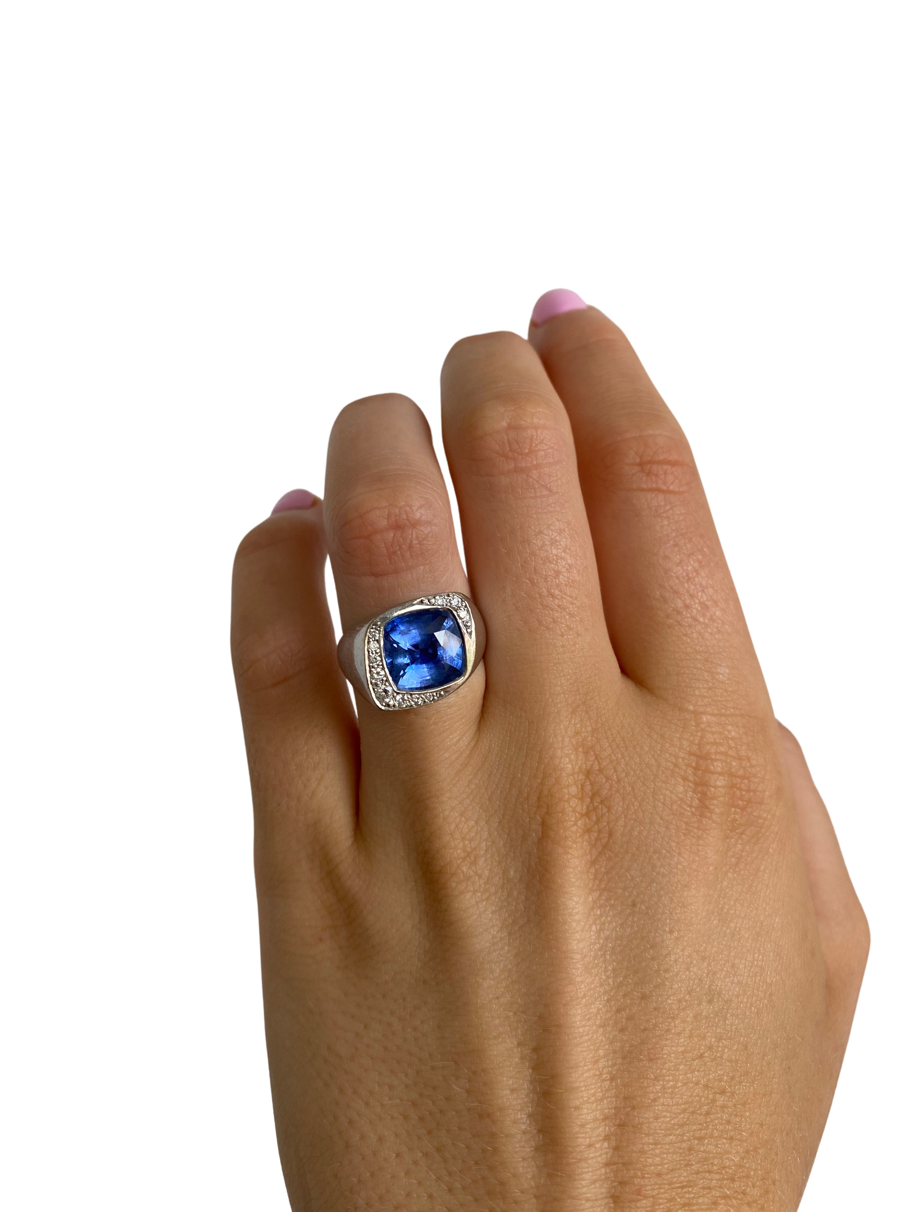 Ceylonese Sapphire & Diamond Ring, AG Design
