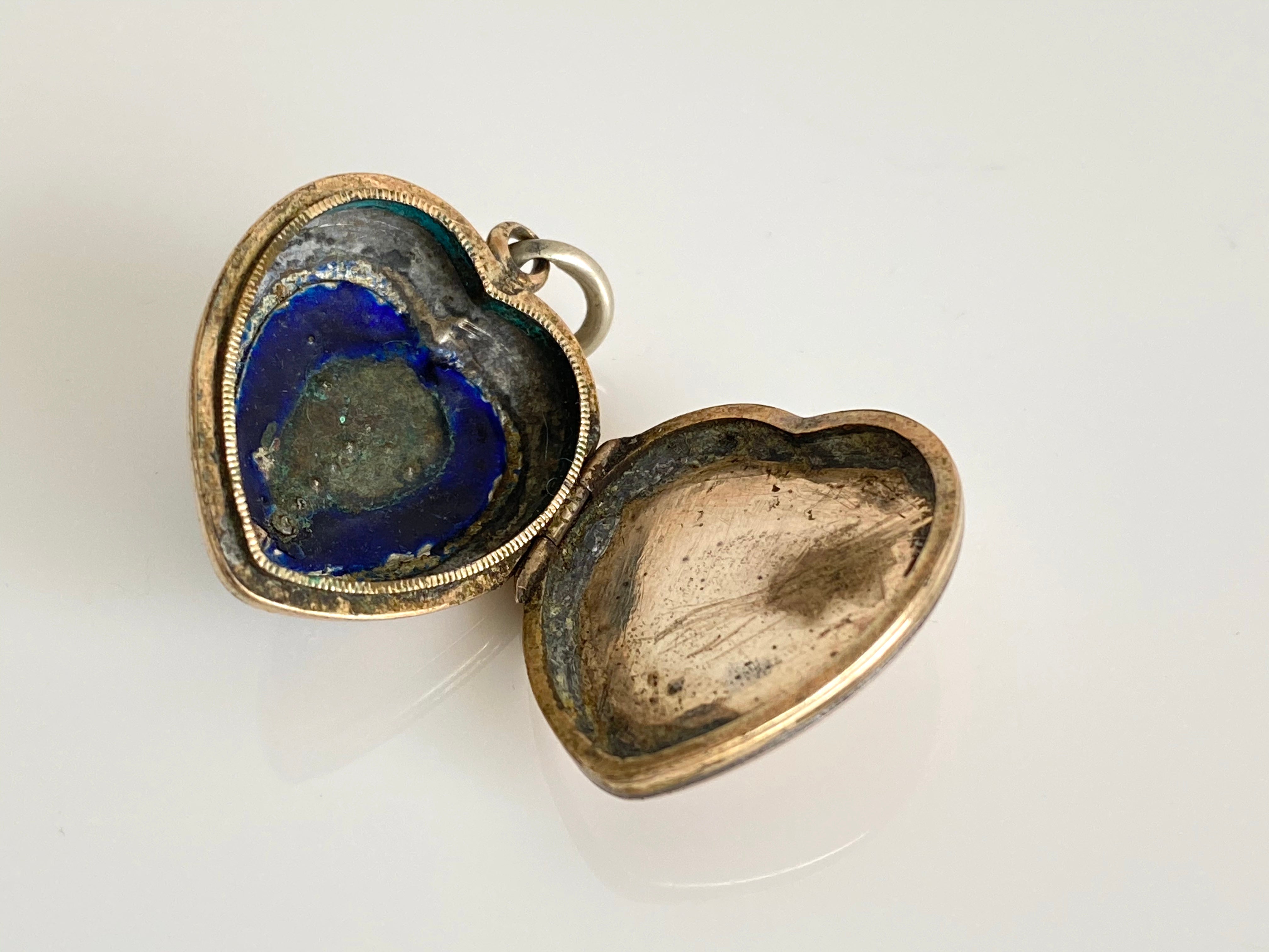 Antique Victorian Heart Locket