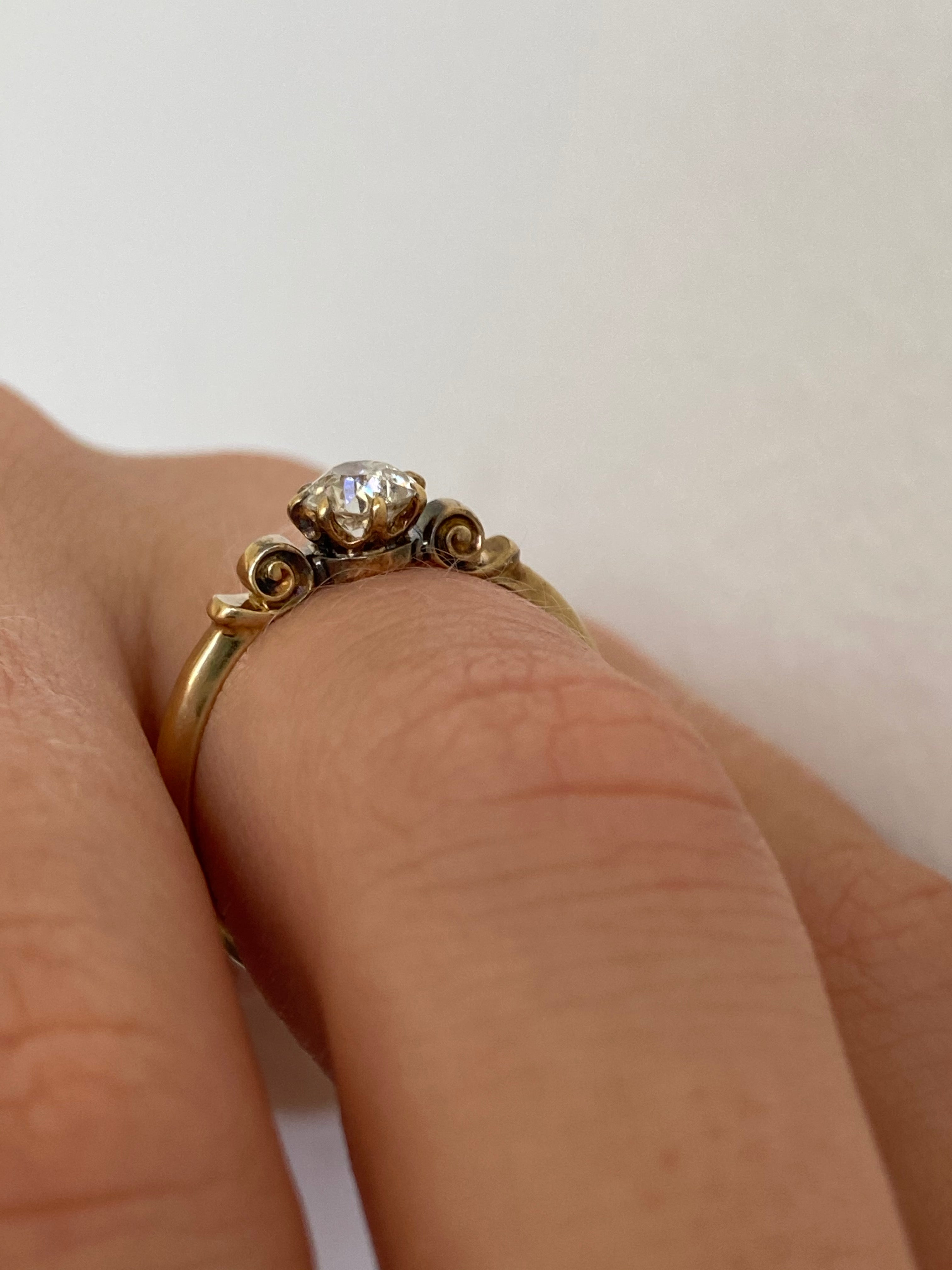 Antique Victorian Solitaire Diamond Ring