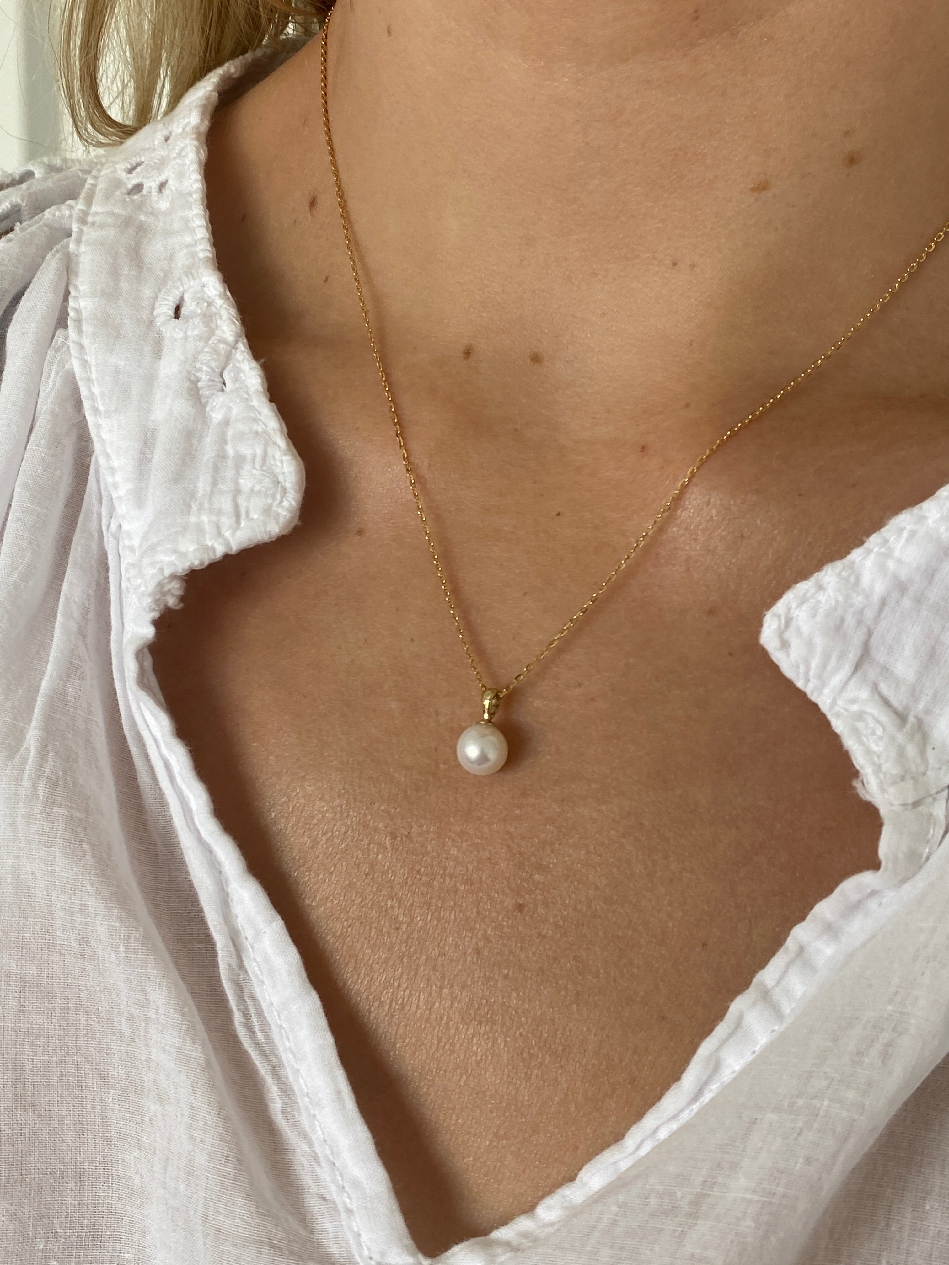 Pearl Pendant on Chain
